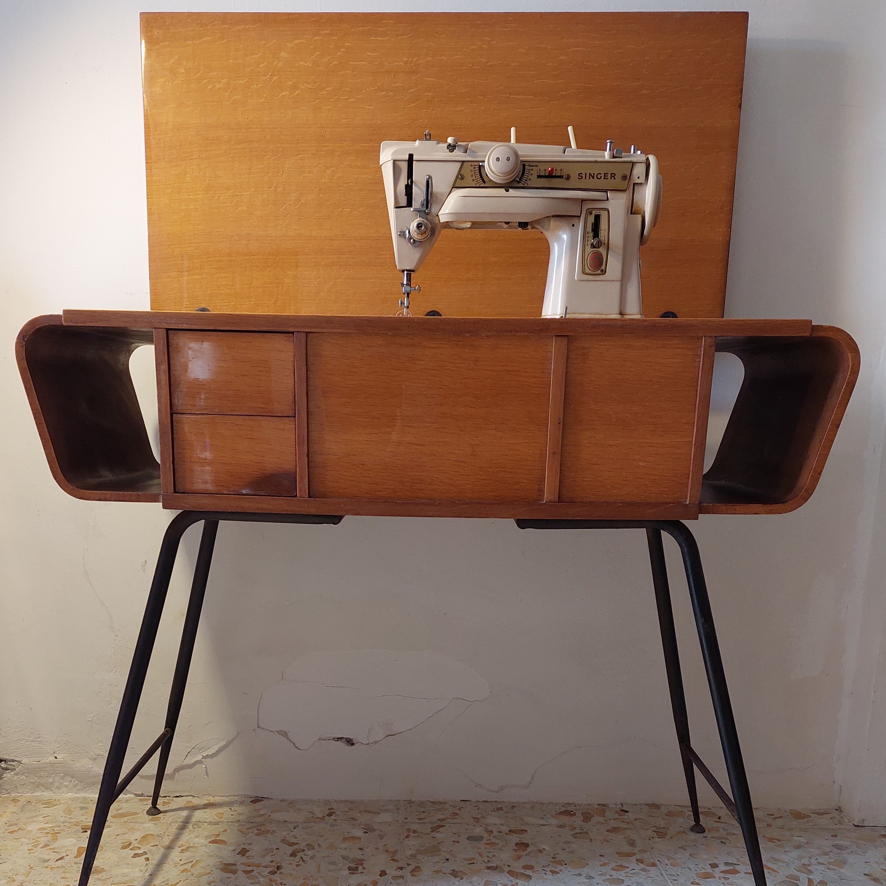 1950's_Console_Table_designed_for_the_Singer_Company_by_Gio_Ponti_SOLD