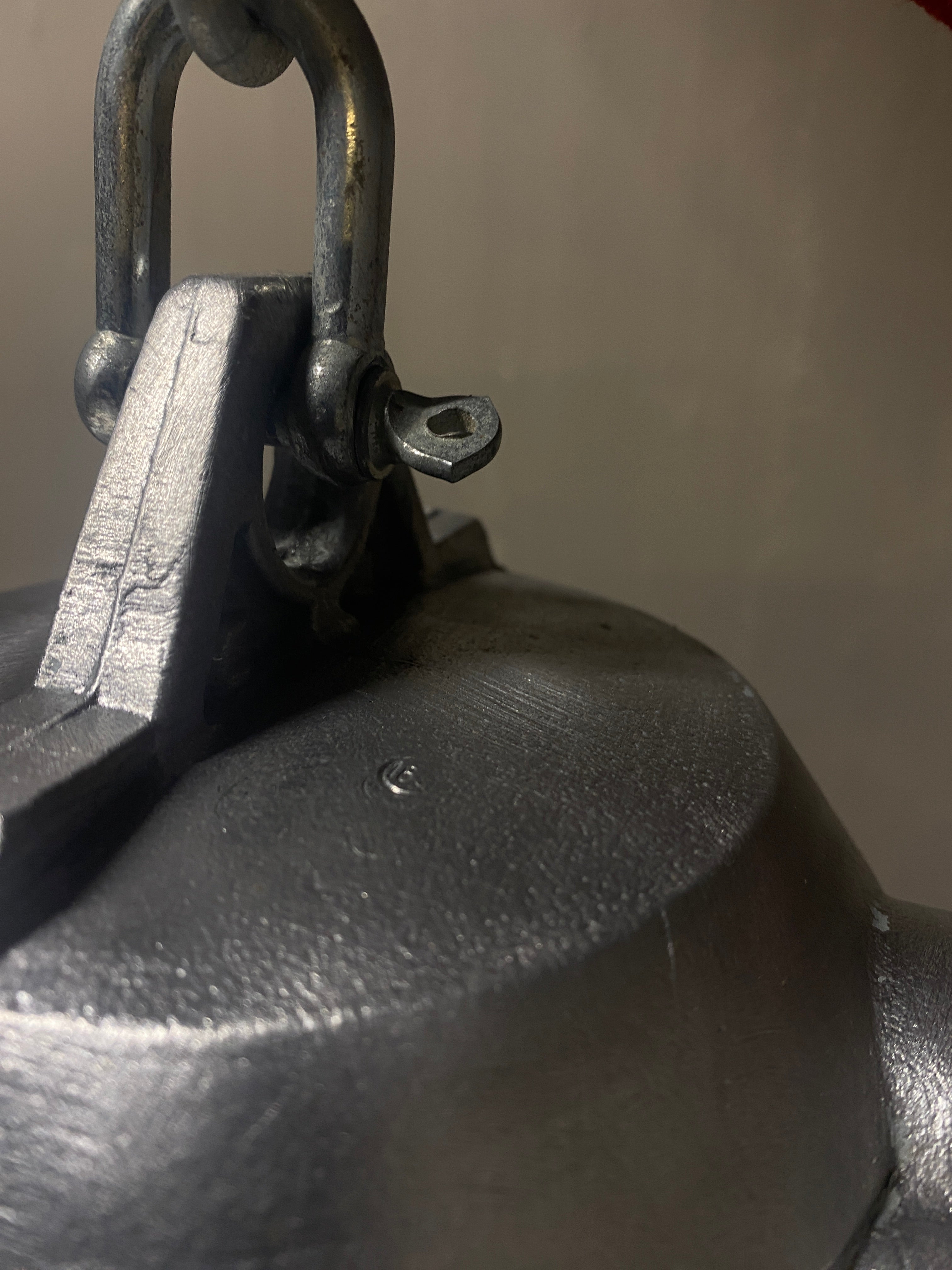 Industrial_Arms_Factory_Pendant_Lamp,_1950s,_Czechoslovakia