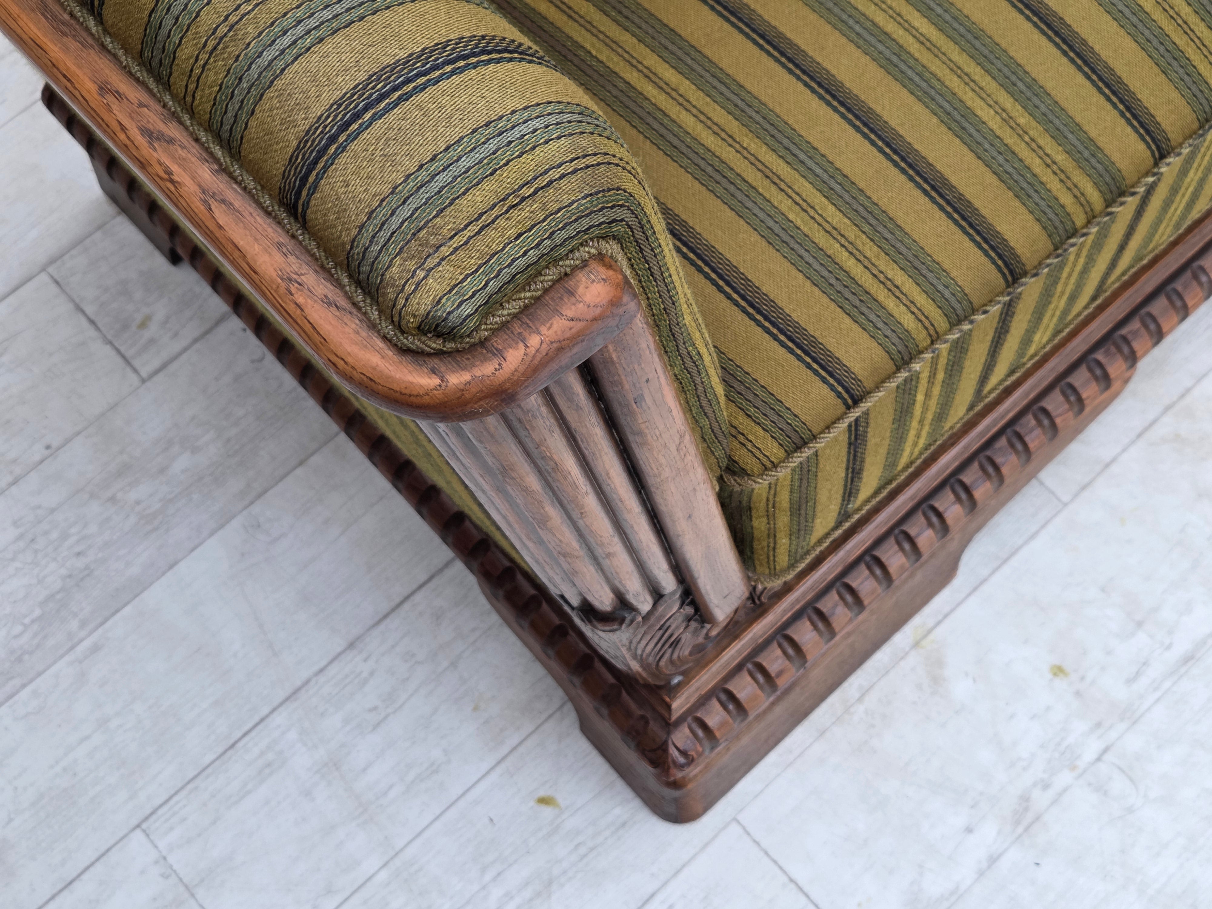 Danish_Three-Seater_Sofa_in_Striped_Green_Velour_and_Dark_Oak,_Denmark,_1950s