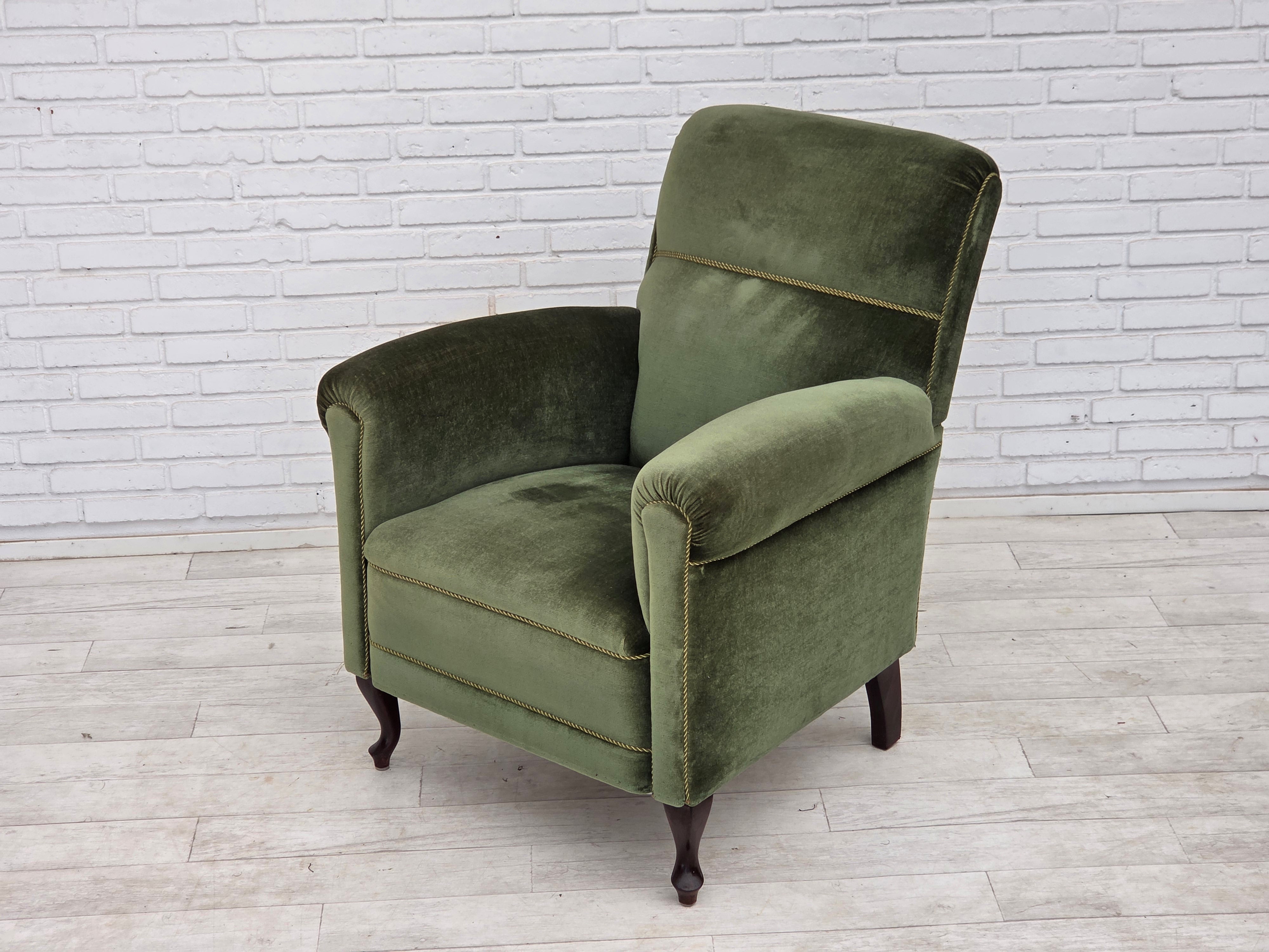 Danish_Highback_Relax_Armchair_in_Green_Velour_and_Beech_Wood,_Denmark,_1950s