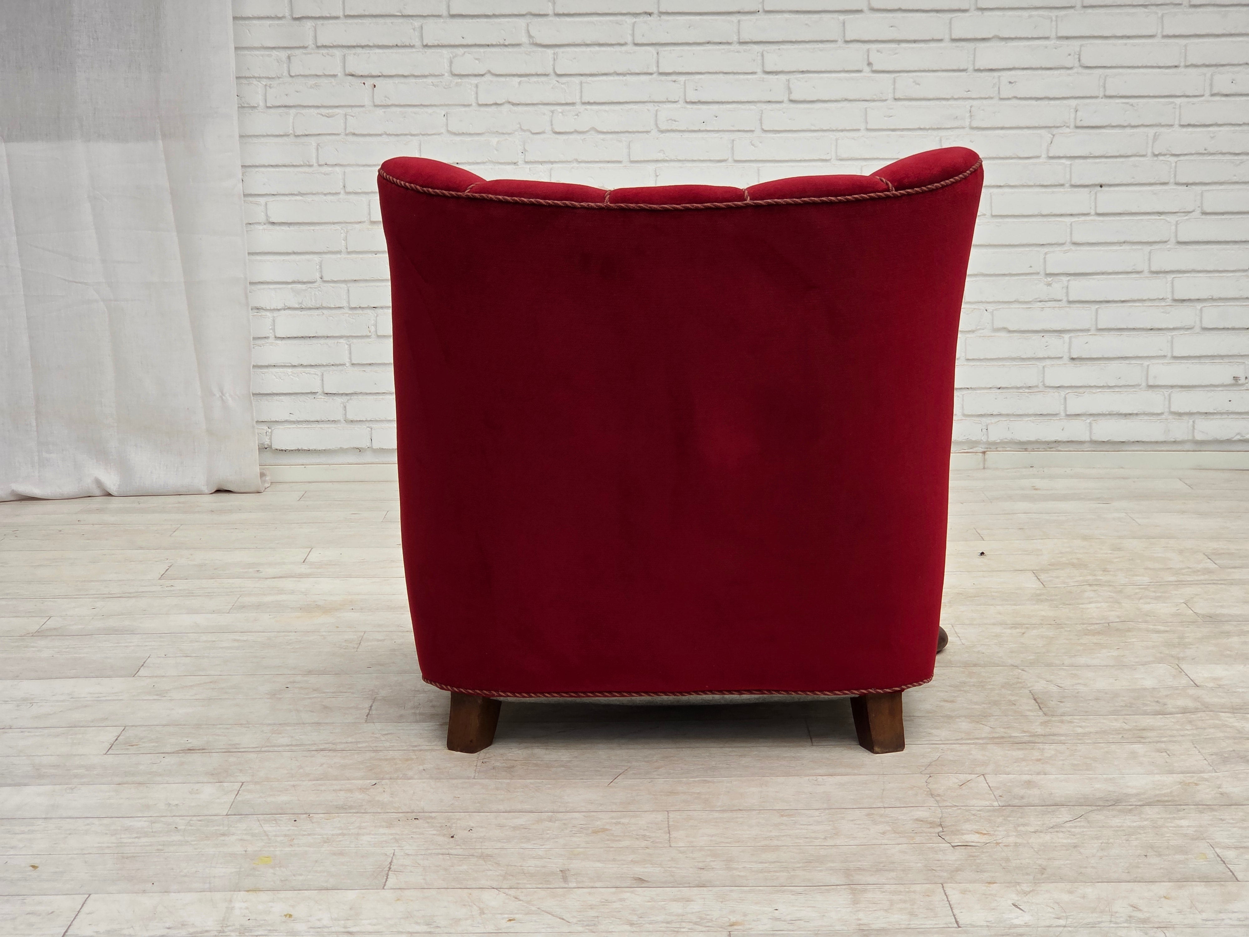 Danish_Red_Velour_Lounge_Chair_with_Carved_Oak_Frame,_1950s