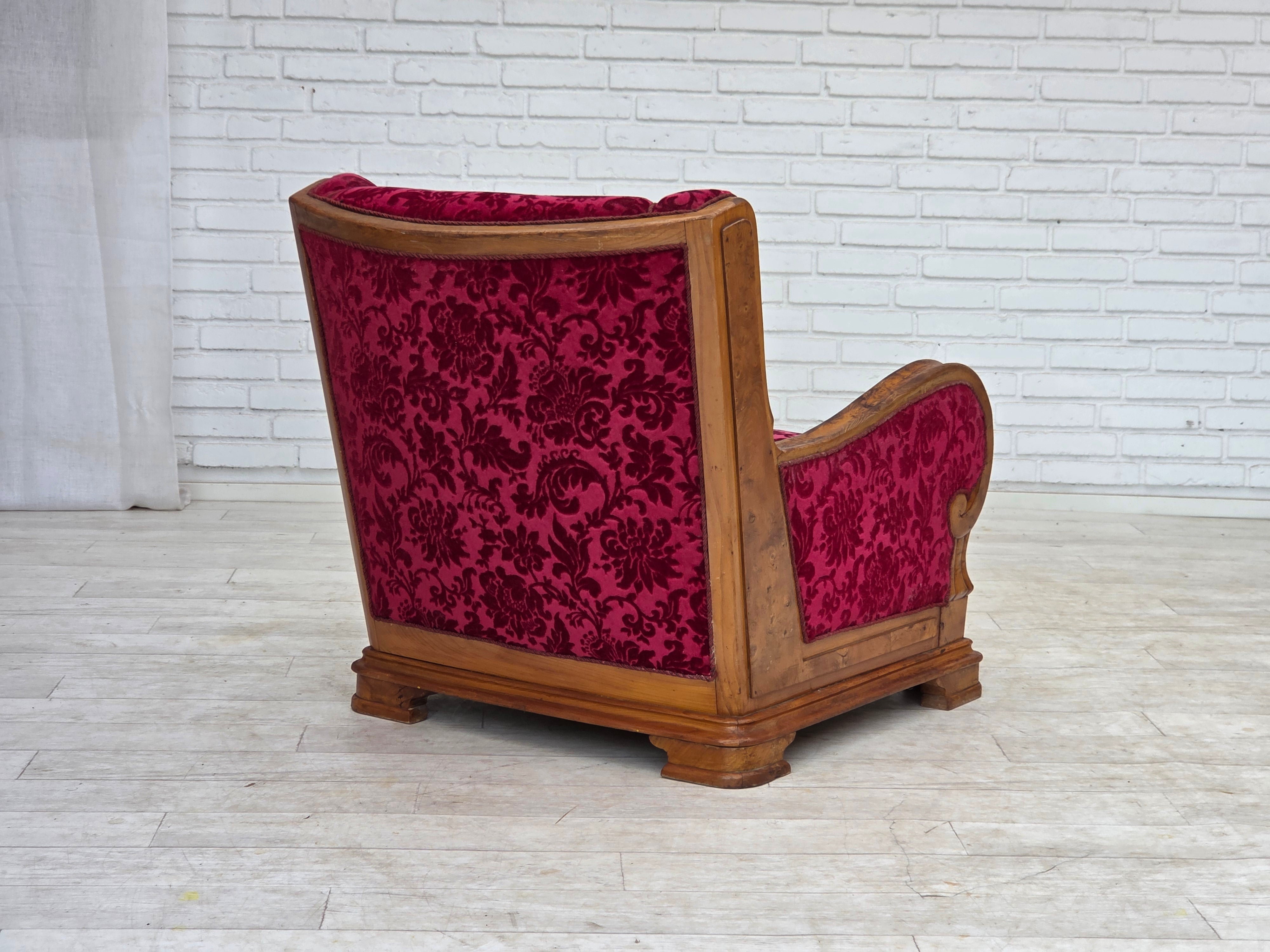 Danish_Red_Velour_Lounge_Chair_with_Oak_Frame,_1950s