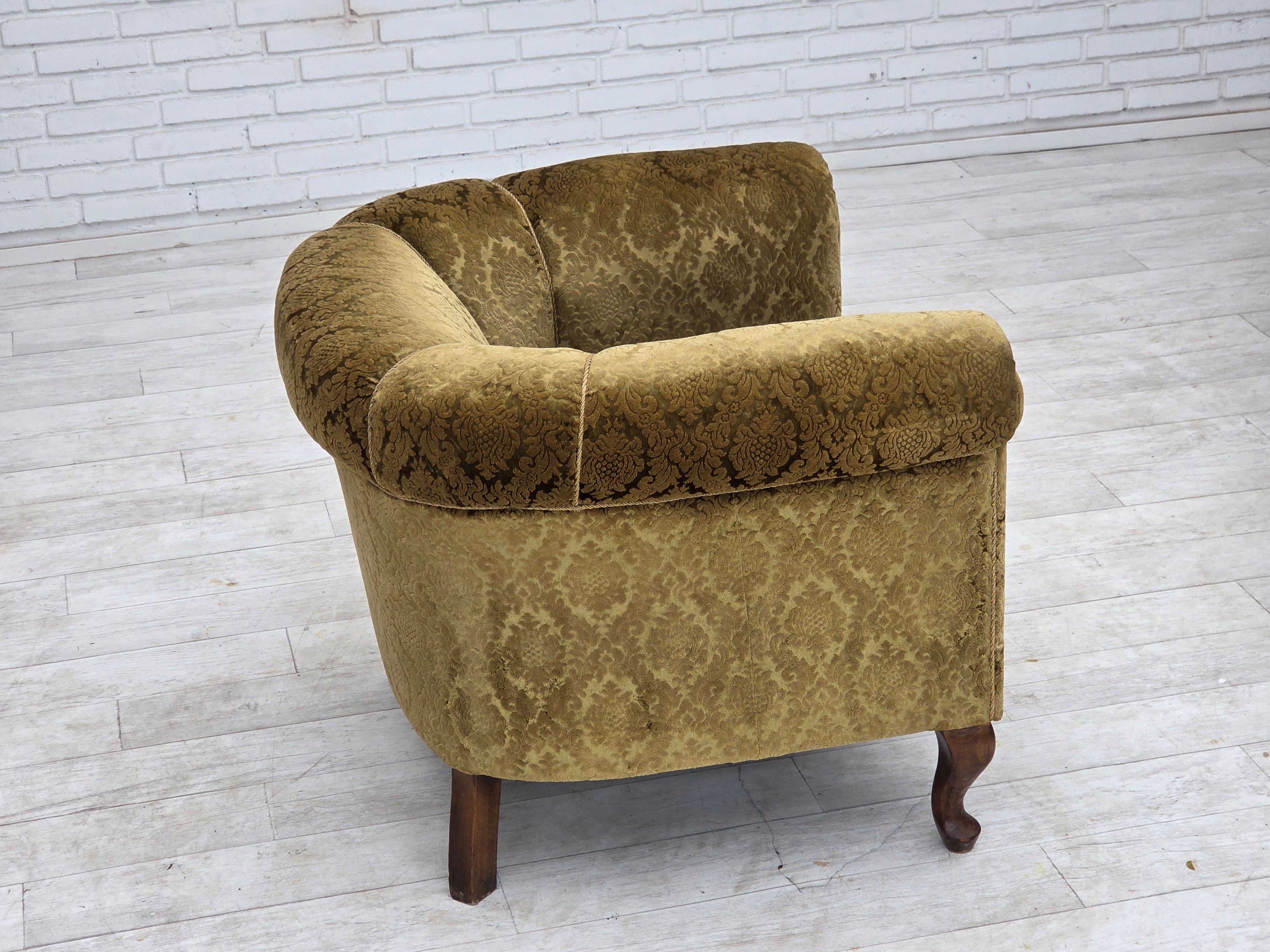Danish_Mid-Century_Relax_Chair_in_Green_Velour_and_Beech_Wood,_Denmark,_1950s