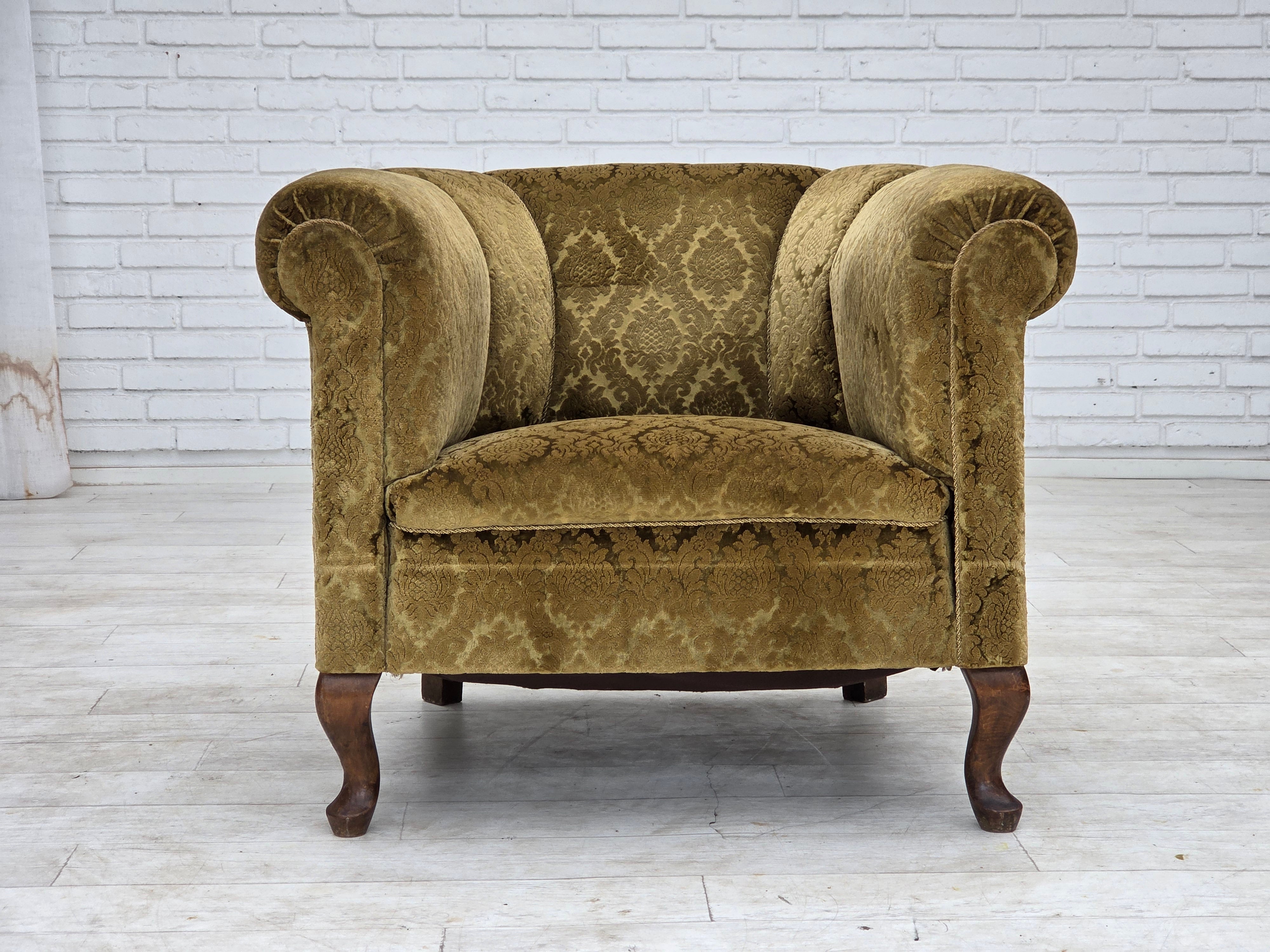 Danish_Mid-Century_Relax_Chair_in_Green_Velour_and_Beech_Wood,_Denmark,_1950s