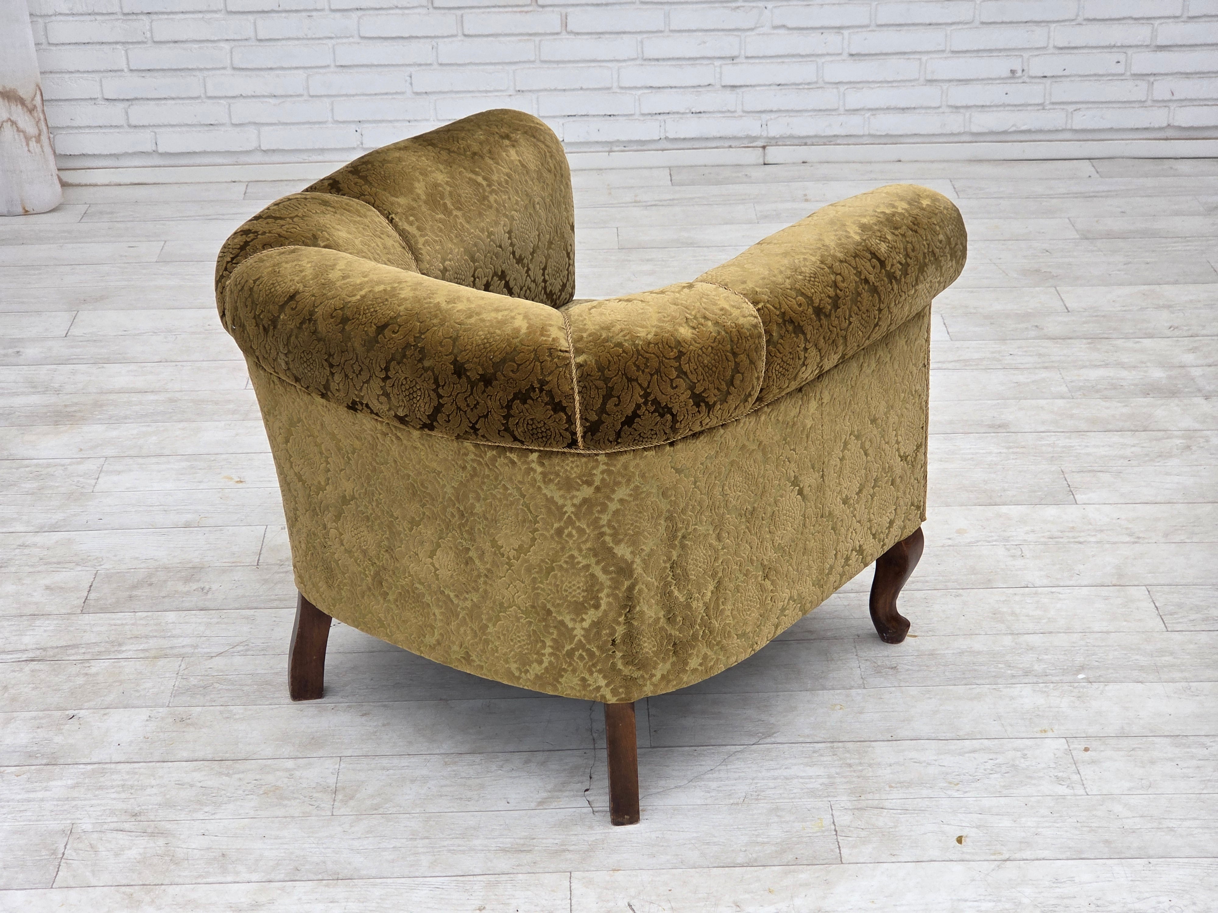 Danish_Mid-Century_Relax_Chair_in_Green_Velour_and_Beech_Wood,_Denmark,_1950s