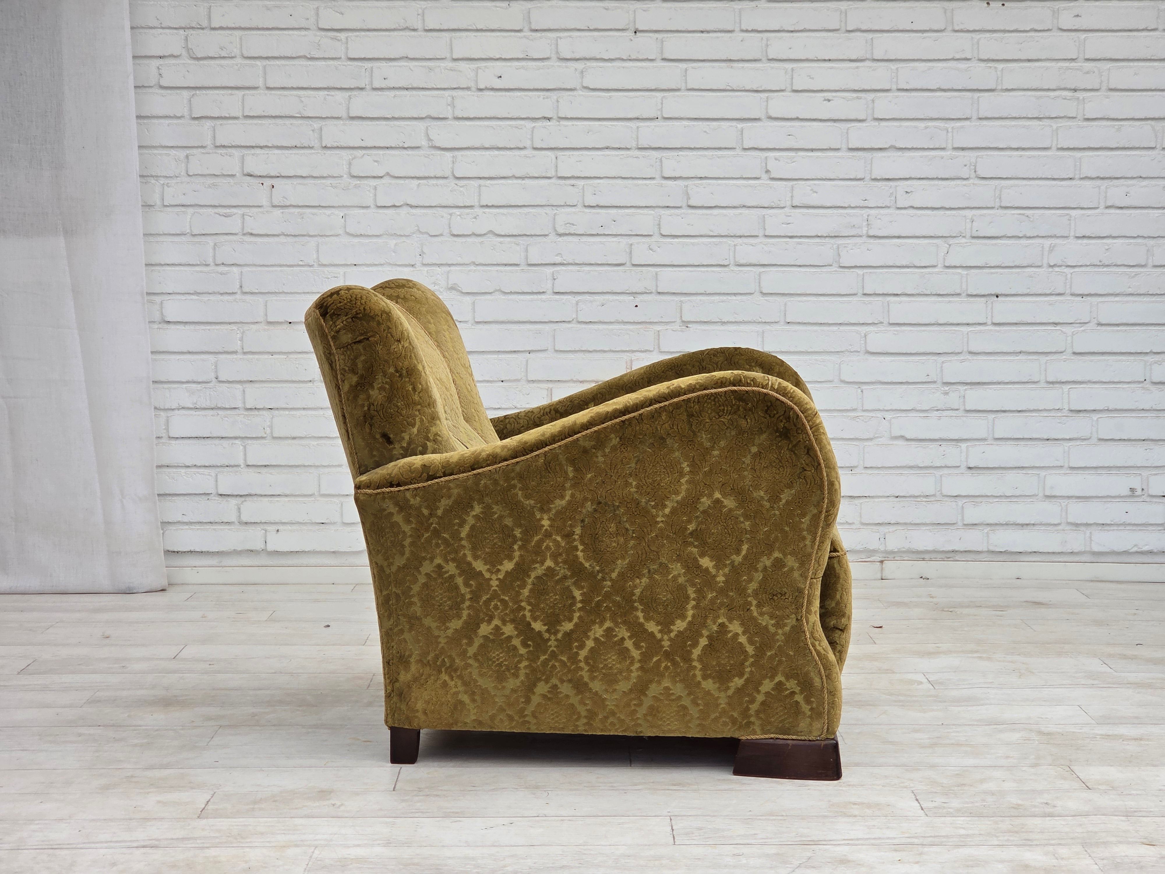 1950s_Danish_Relax_Chair_in_Green_Velour_with_Oak_Legs_and_Brass_Springs