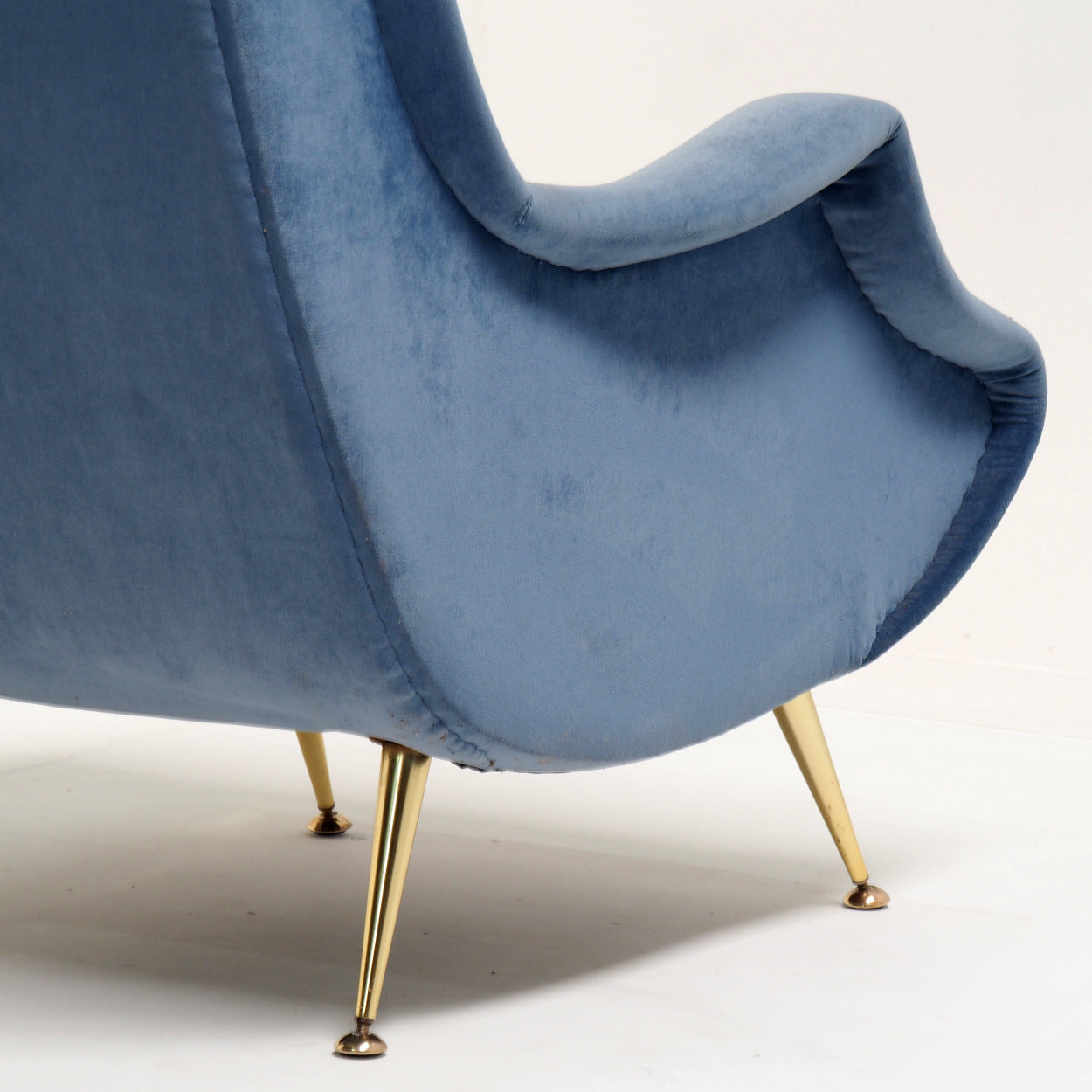 1950’s_High-Back_Fauteuil,_Reupholstered_in_a_Blue_and_Mauve_Velvet