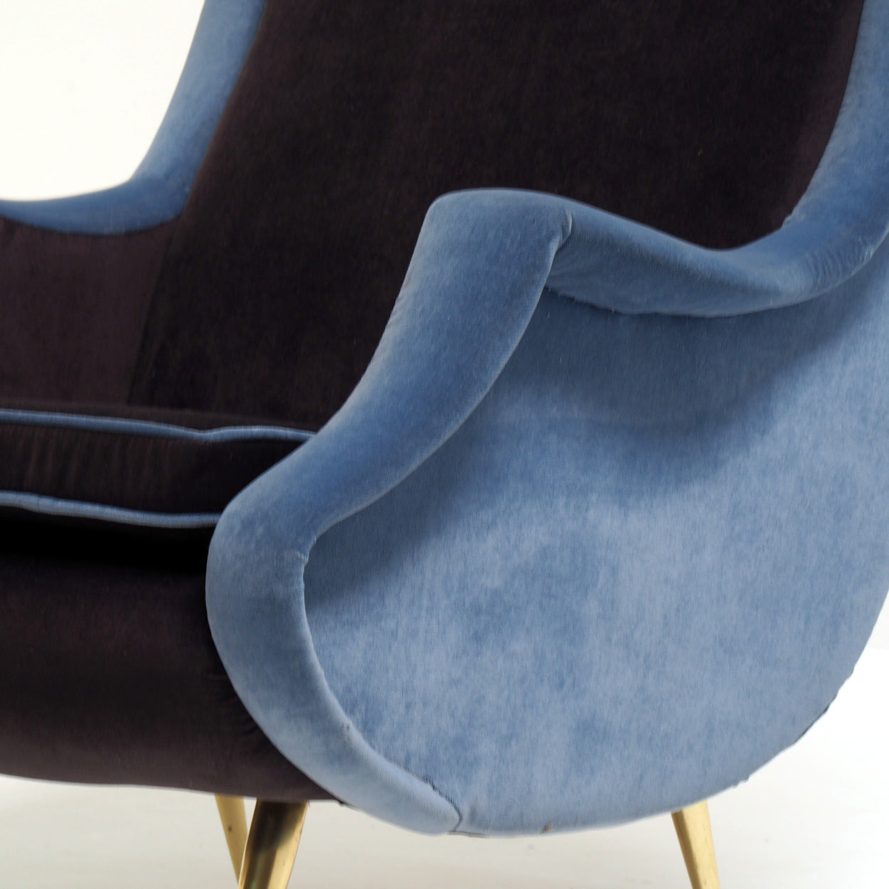 1950’s_High-Back_Fauteuil,_Reupholstered_in_a_Blue_and_Mauve_Velvet