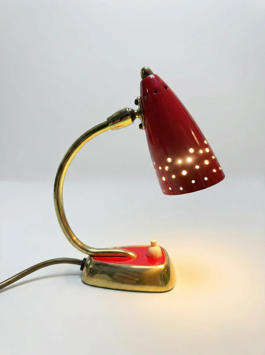 Table_Lamp_by_Stilnovo_in_Brass_and_Red_Enamel,_Italy,_1950s