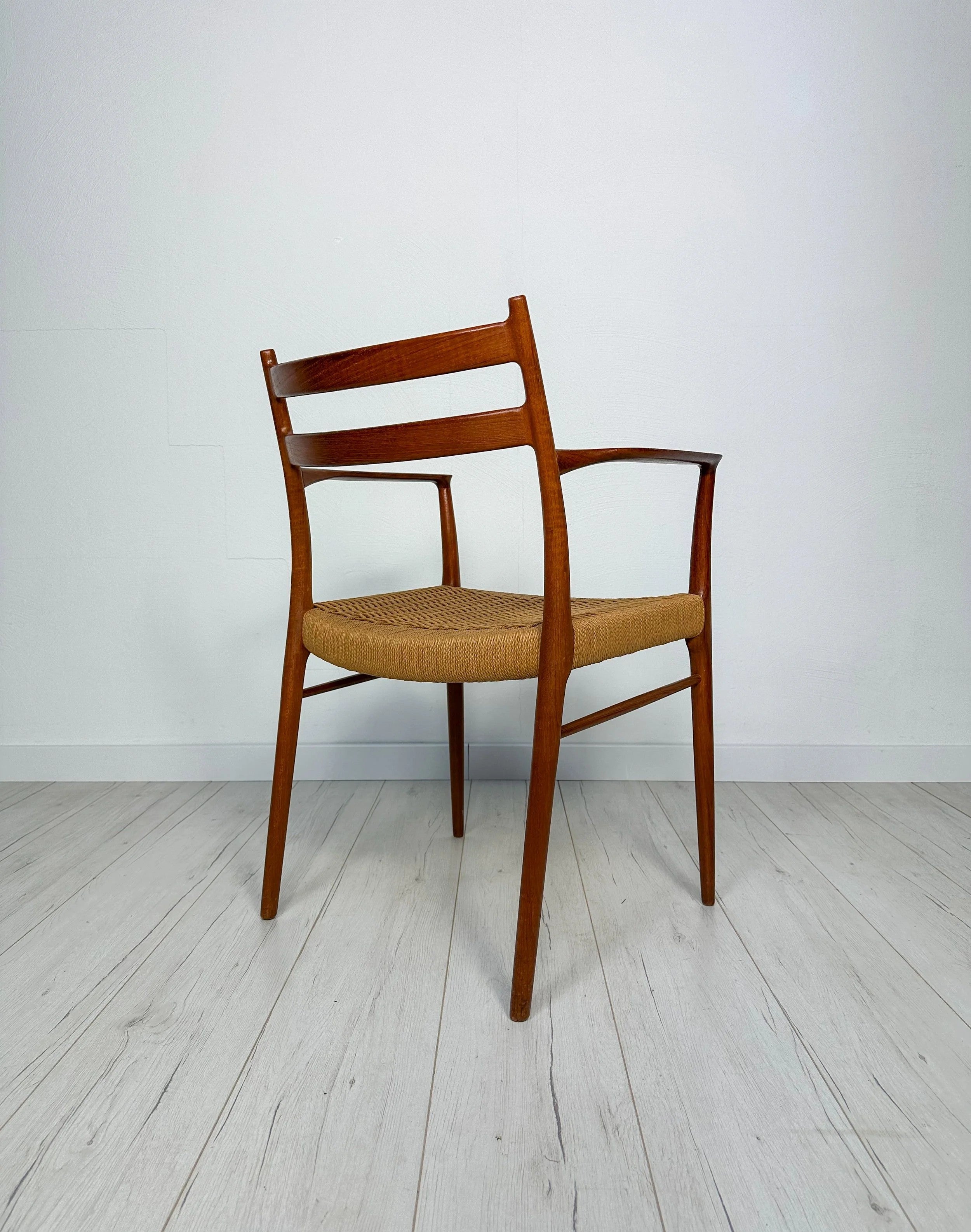 GS700_Teak_Dining_Armchair_by_Arne_Wahl_Iversen_for_Glyngøre_Stolefabrik,_Original_Papercord,_Denmark,_1950s