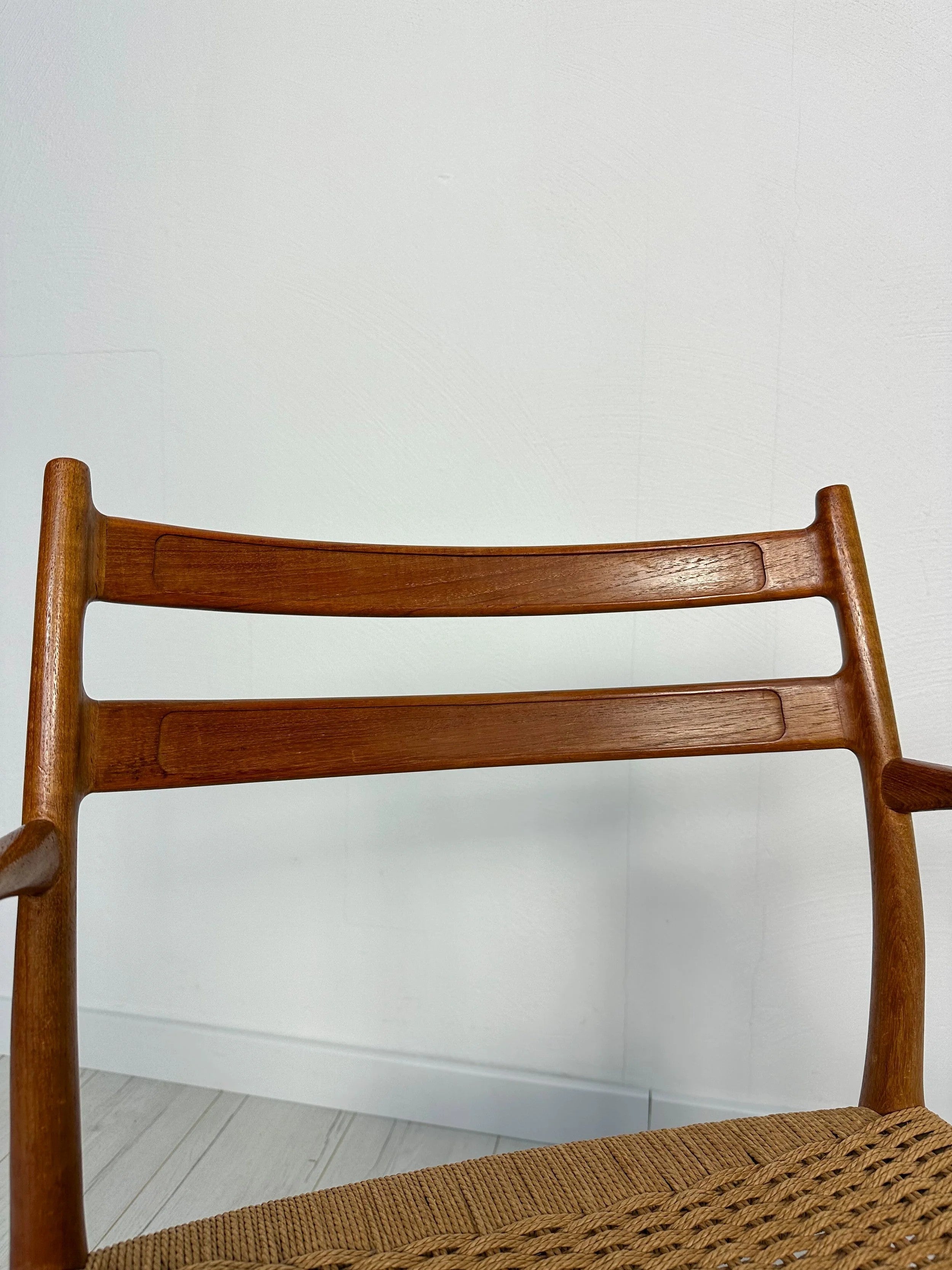 GS700_Teak_Dining_Armchair_by_Arne_Wahl_Iversen_for_Glyngøre_Stolefabrik,_Original_Papercord,_Denmark,_1950s