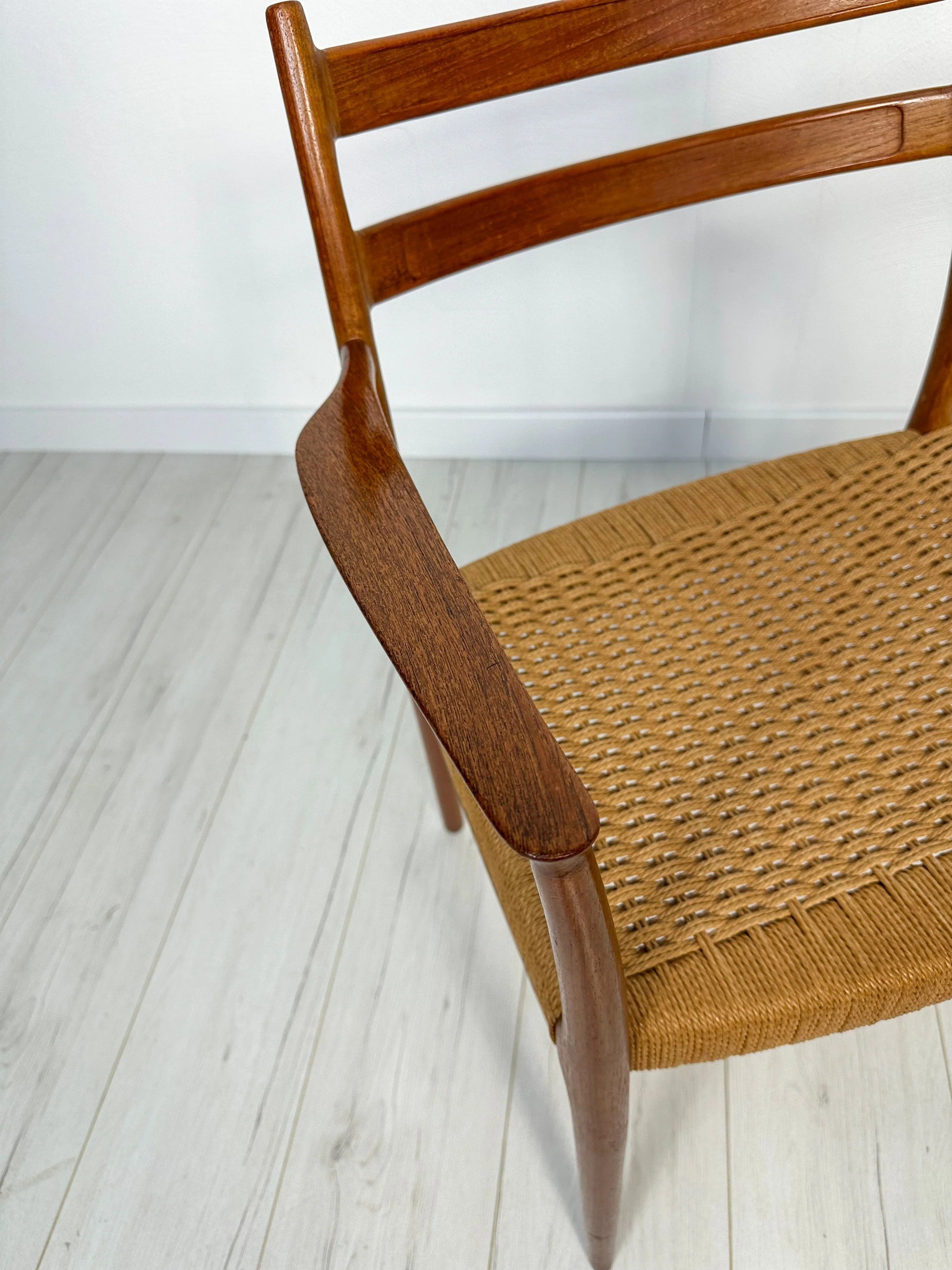 GS700_Teak_Dining_Armchair_by_Arne_Wahl_Iversen_for_Glyngøre_Stolefabrik,_Original_Papercord,_Denmark,_1950s