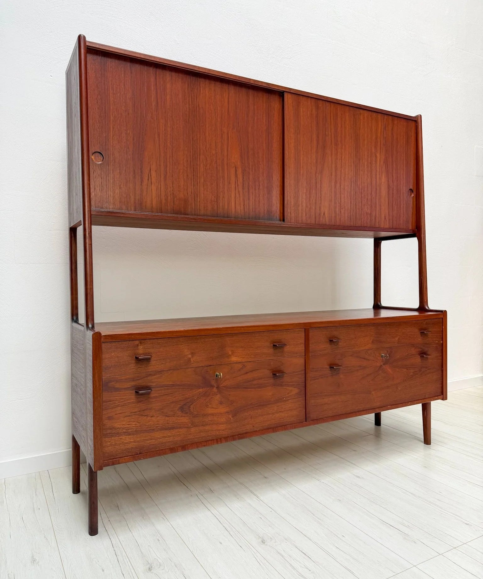 RY20_Teak_Highboard_by_Hans_J._Wegner_for_Ry_Møbler,_Danish_Mid-Century_Modern,_1950s
