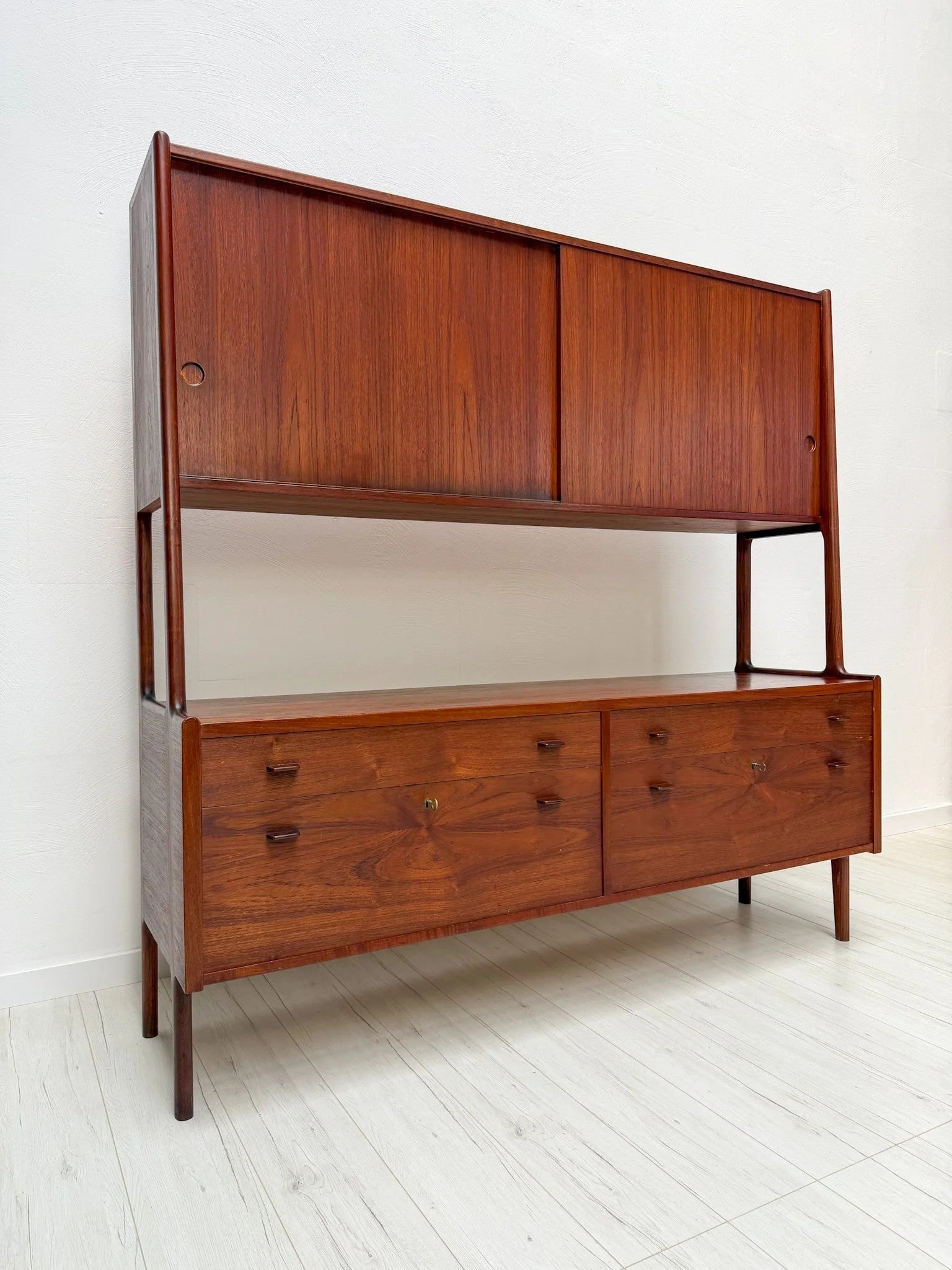 RY20_Teak_Highboard_by_Hans_J._Wegner_for_Ry_Møbler,_Danish_Mid-Century_Modern,_1950s