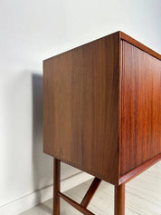 Model_309_Solid_Teak_Sideboard_by_Peter_Hvidt_&_Orla_Mølgaard-Nielsen_for_Søborg_Møbelfabrik,_Denmark,_1958