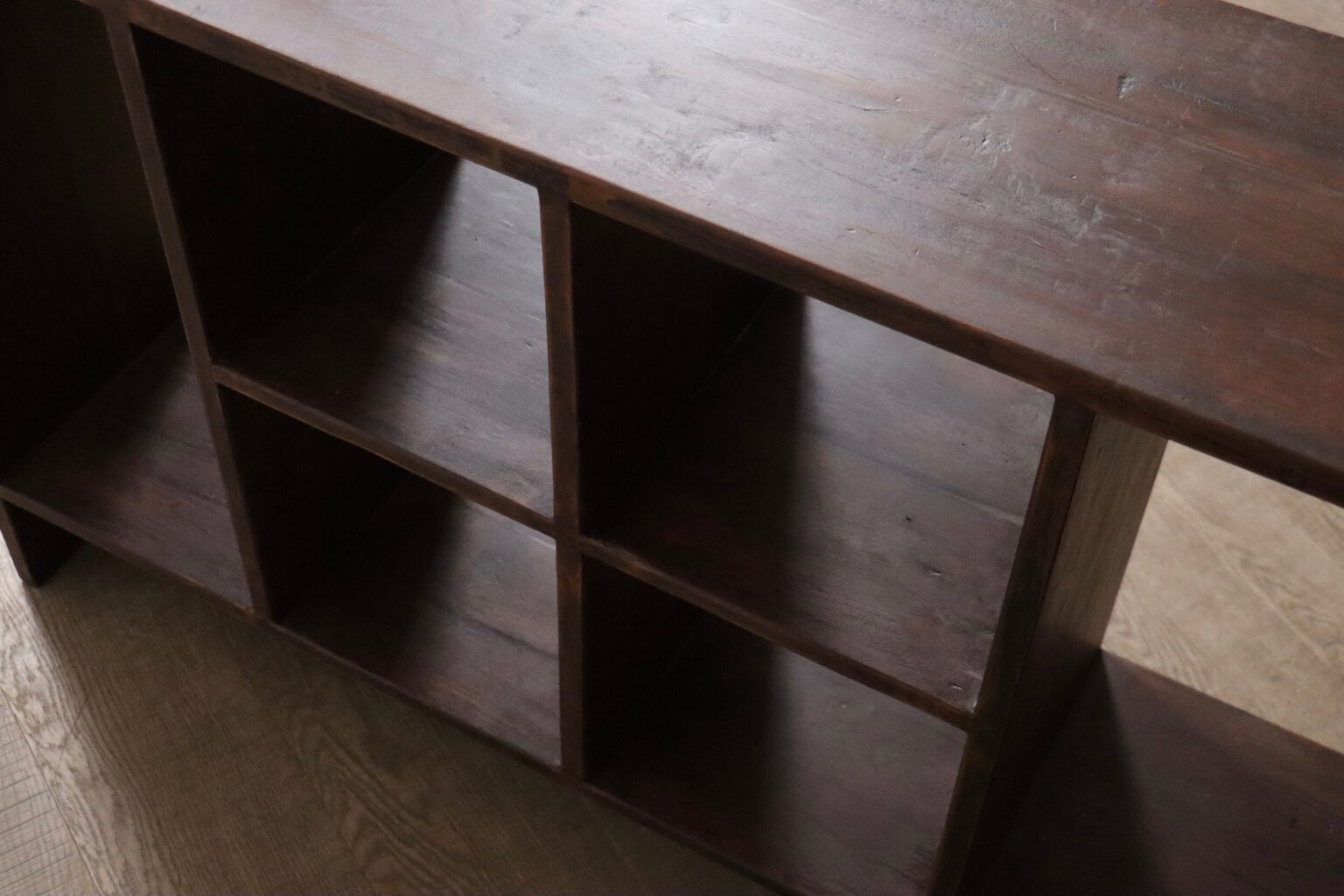 1958_Pierre_Jeanneret_PJ-R-27-A_Six-Hole_Teak_File_Rack_for_Chandigarh,_India