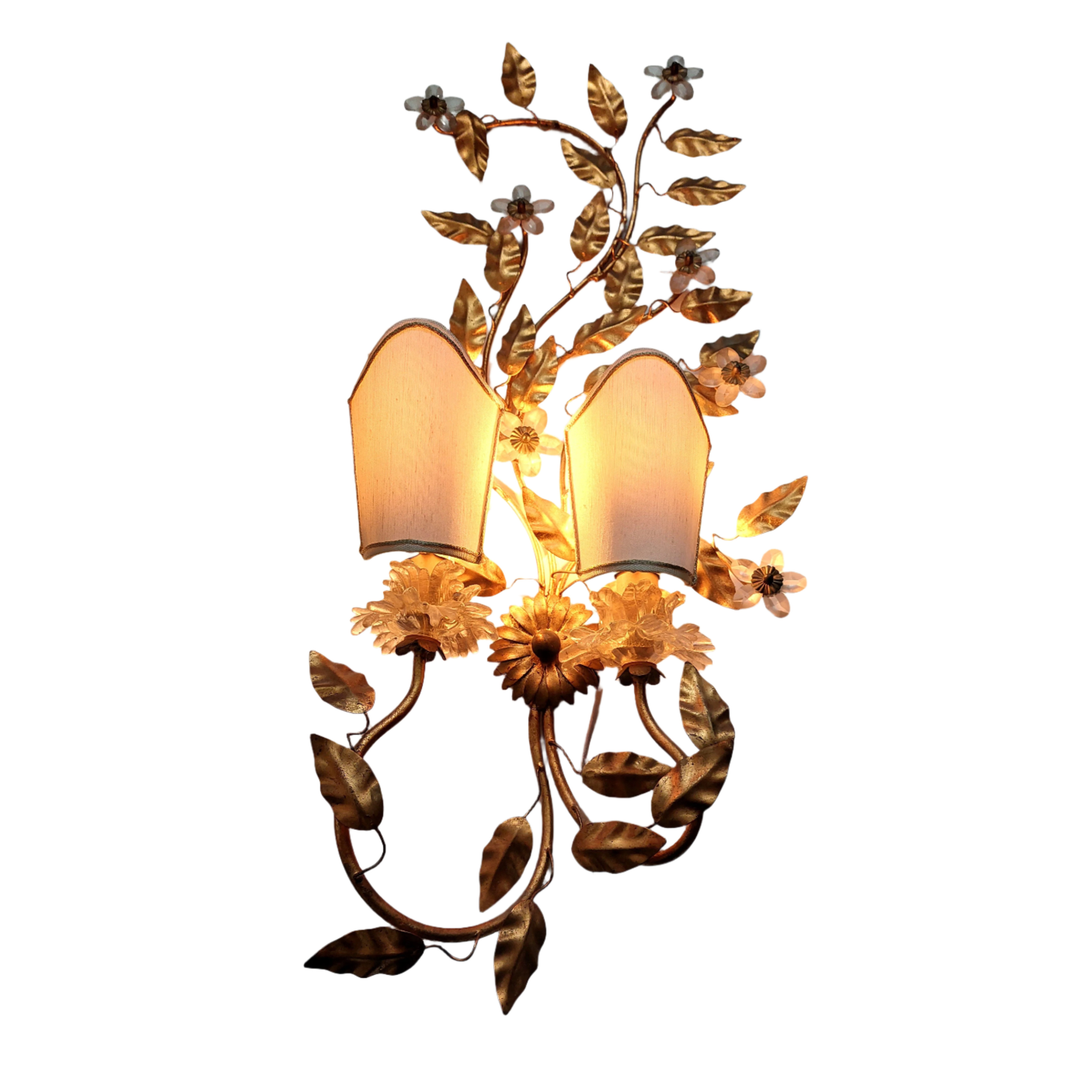 1960_s_Italian_Metal_and_Murano_Glass_Wall_Light_made_by_Banci_of_Florence