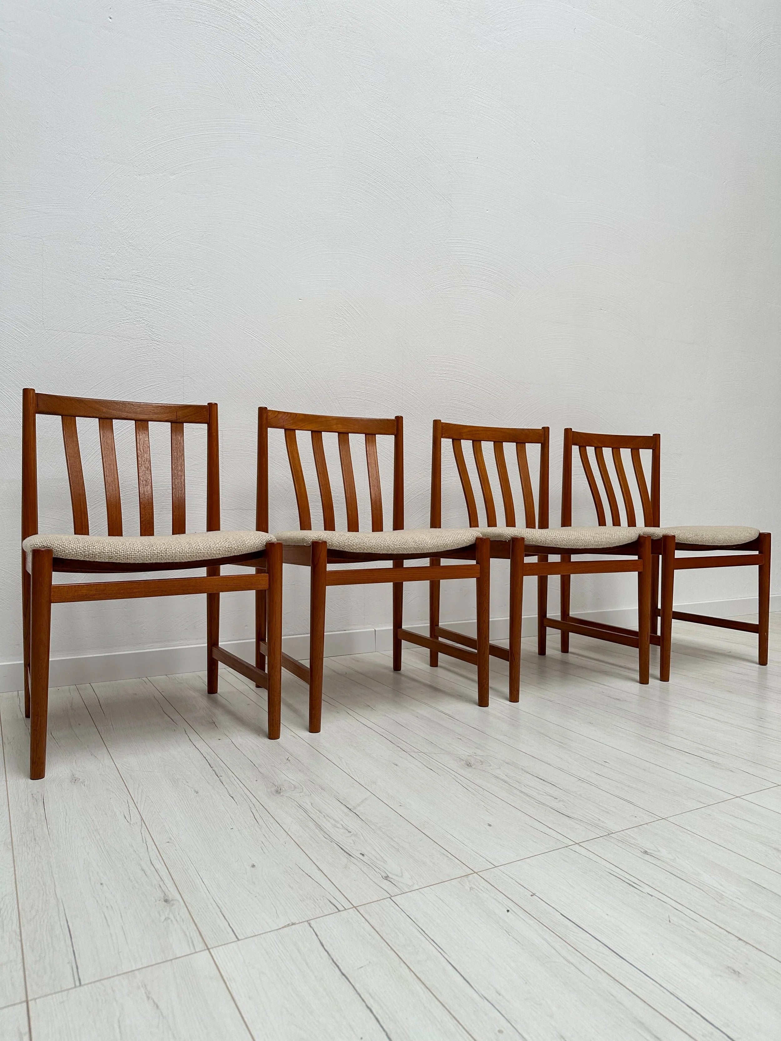 Set_of_4_Teak_Dining_Chairs_by_Slagelse_Møbelværk,_Beige_Upholstery,_Danish_Mid-Century_Modern,_1960s–1970s