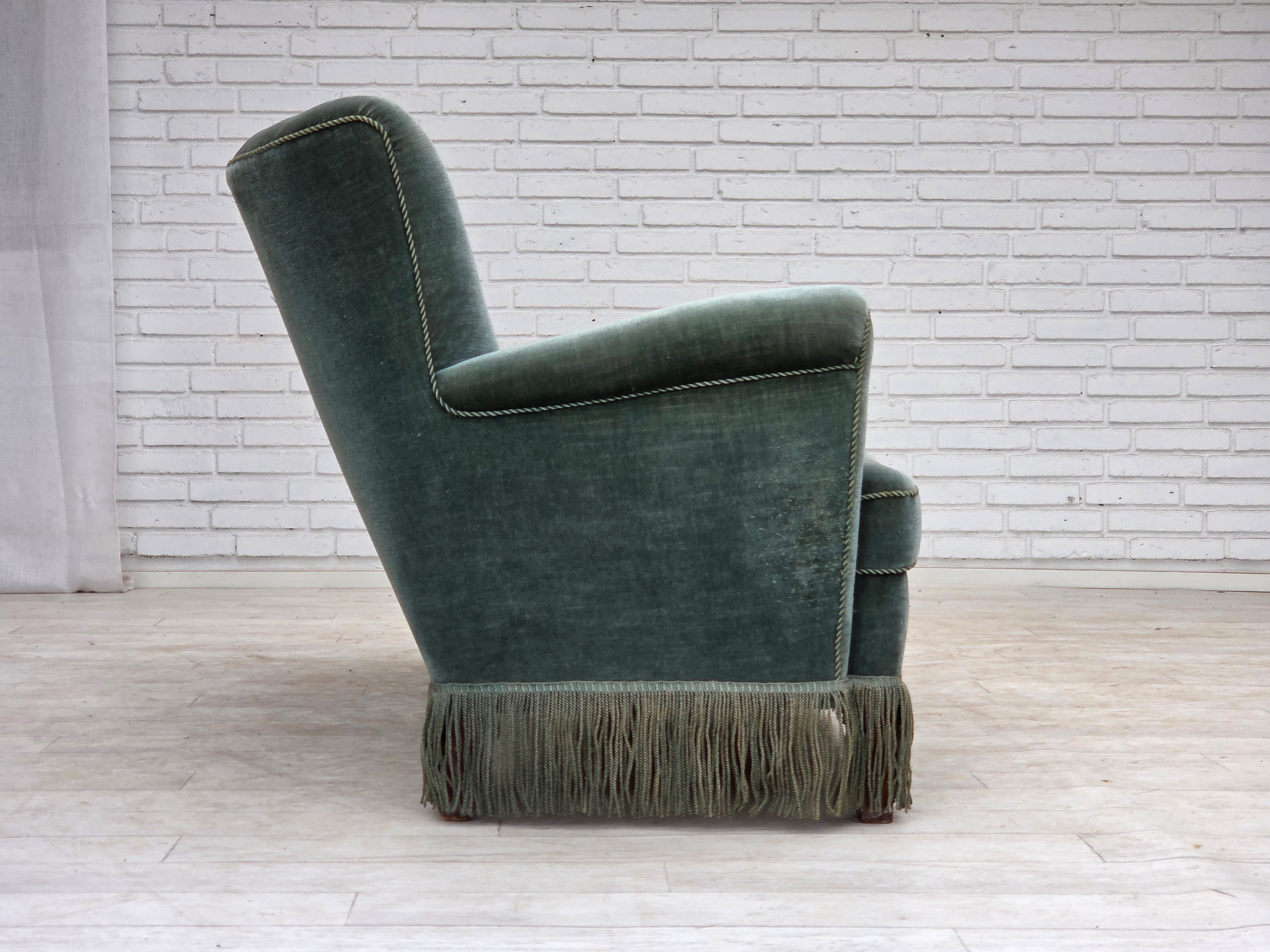 Danish_Green_Velour_3-Seater_Sofa_with_Oak_Legs,_1960s