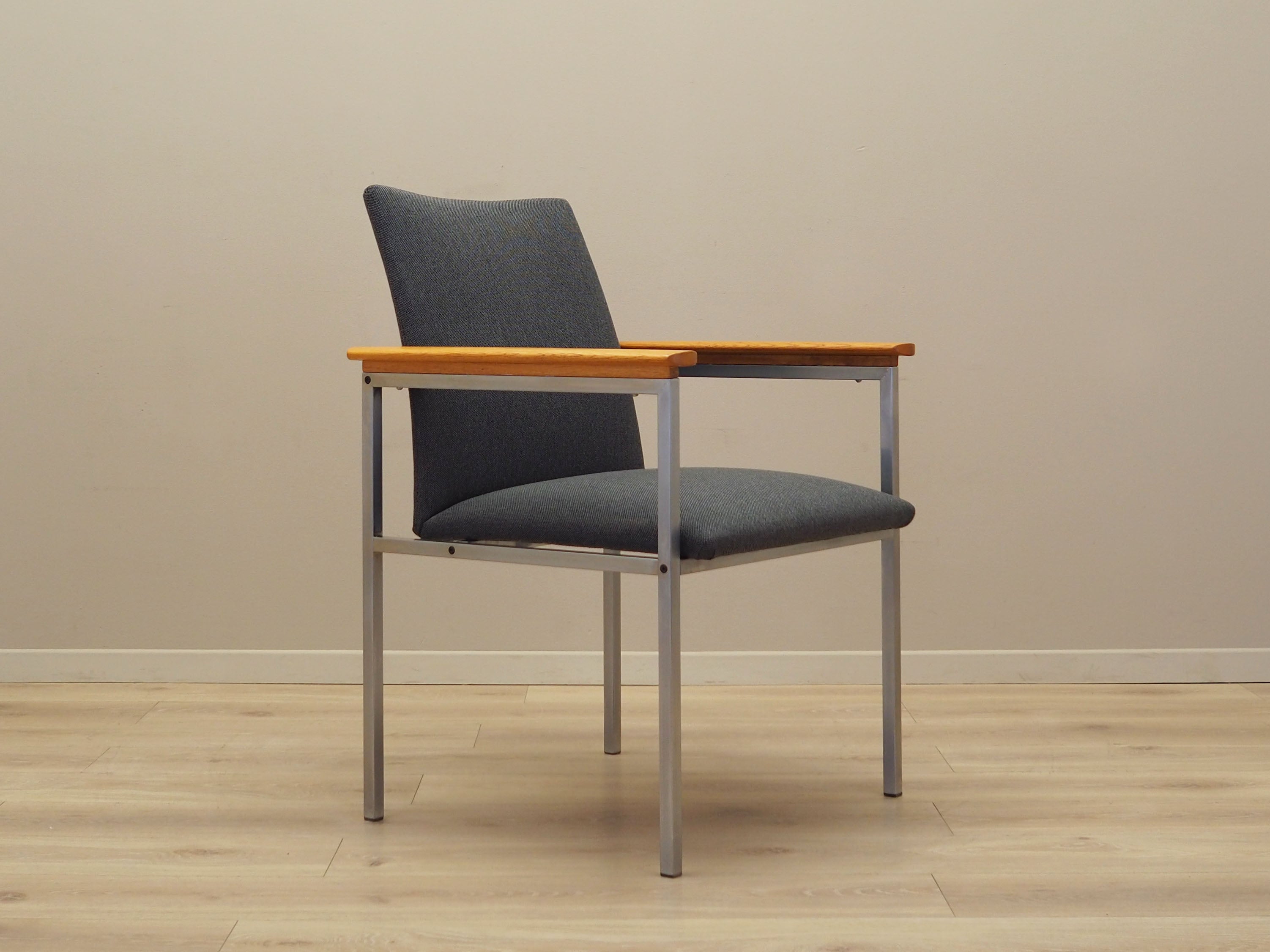 1960s_Grey_armchair_by_Sigvard_Bernadotte_for_France_Son
