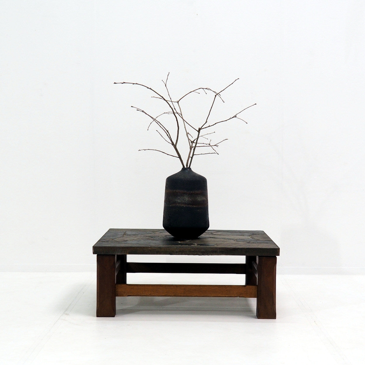Norwegian_Slate_Coffee_Table_in_Solid_Oak_with_Sell_Pillarguri_Stone,_1960s