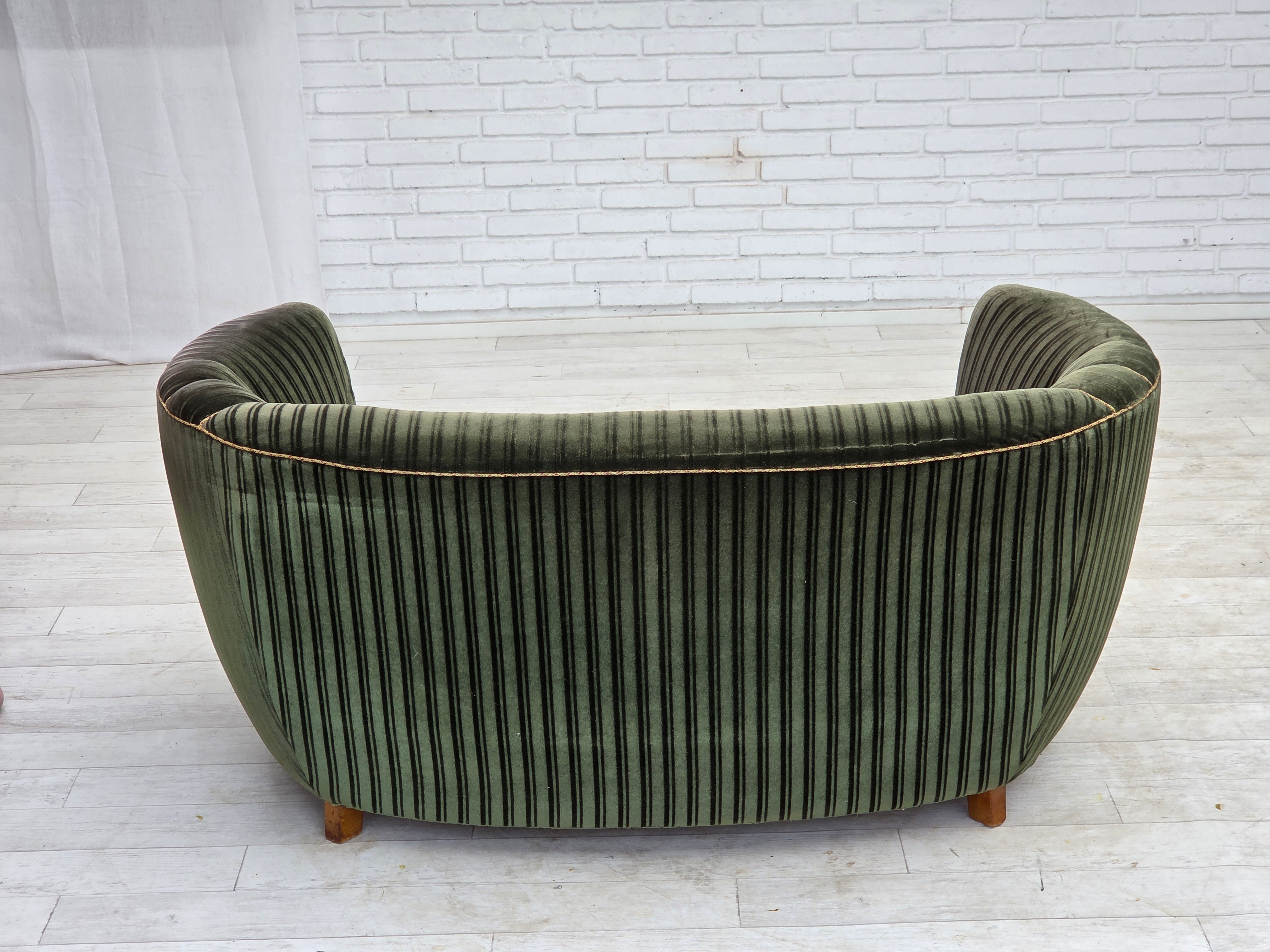 1960s_Danish_Curved_2-Seater_Sofa_in_Green_Striped_Velour_with_Oak_Legs