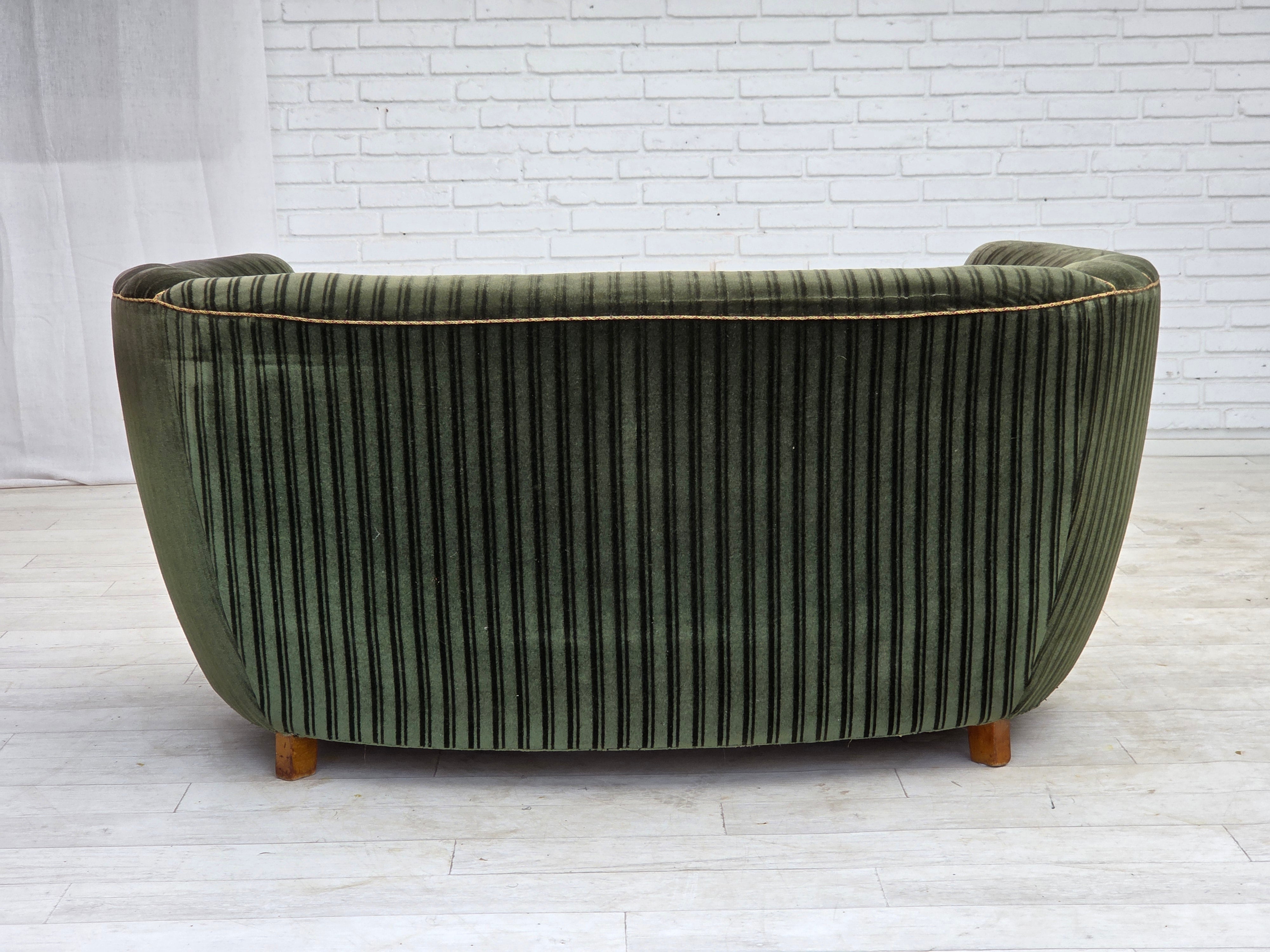 1960s_Danish_Curved_2-Seater_Sofa_in_Green_Striped_Velour_with_Oak_Legs