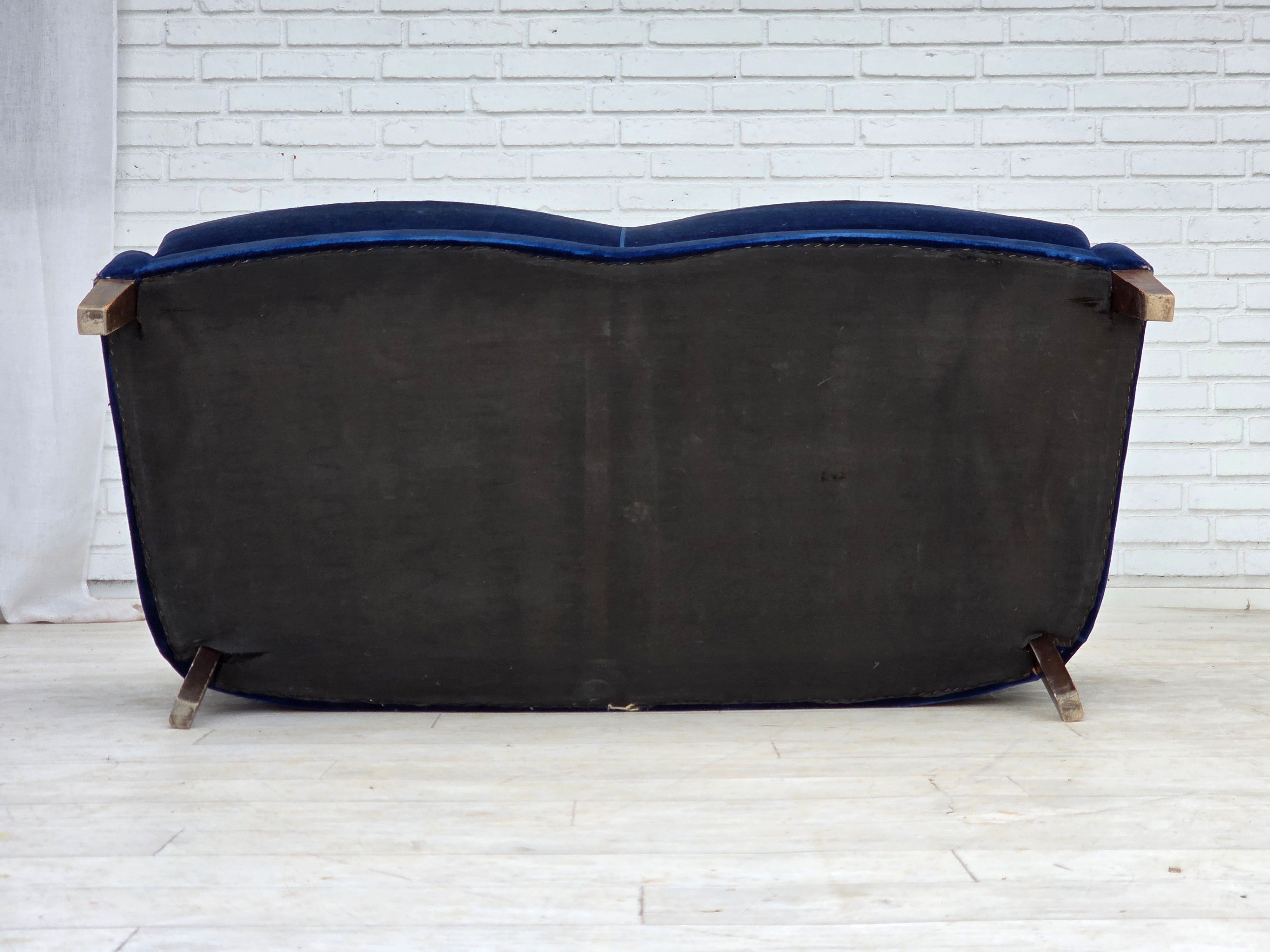 Danish_Two-Seater_Sofa_in_Dark_Blue_Velour_and_Ash_Wood,_Denmark,_1960s