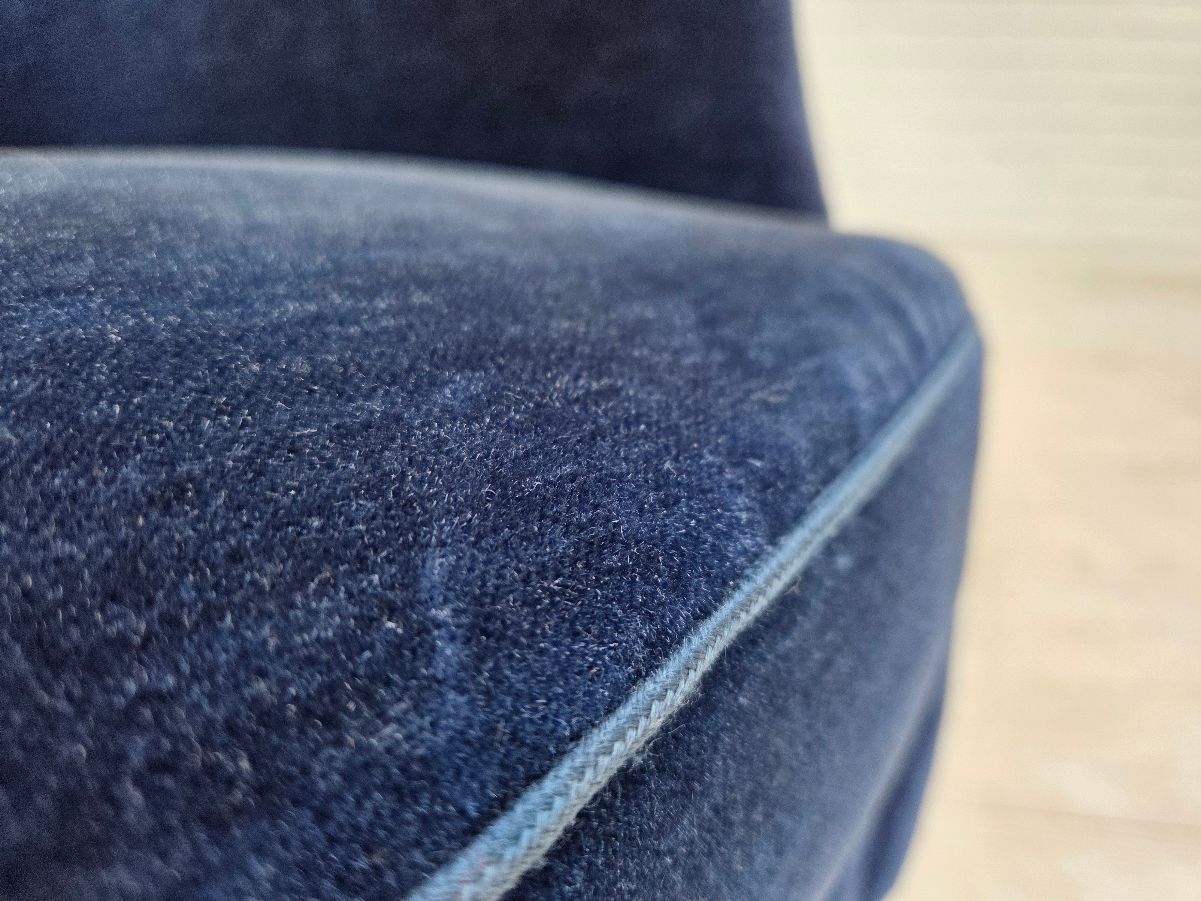 Danish_Two-Seater_Sofa_in_Dark_Blue_Velour_and_Ash_Wood,_Denmark,_1960s