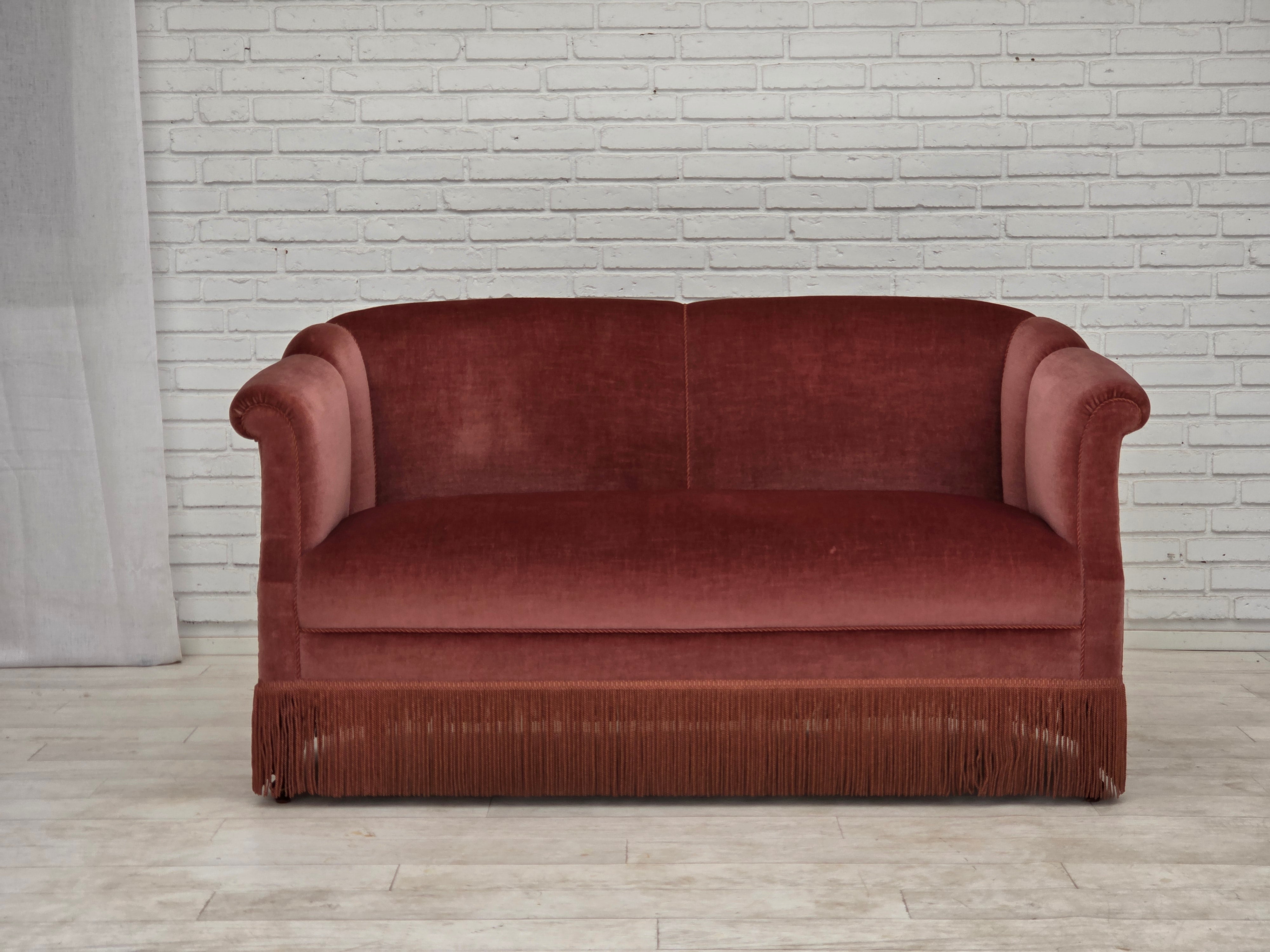 Danish_Two-Seater_Sofa_in_Original_Pink_Velour_and_Beech,_Denmark,_1960s