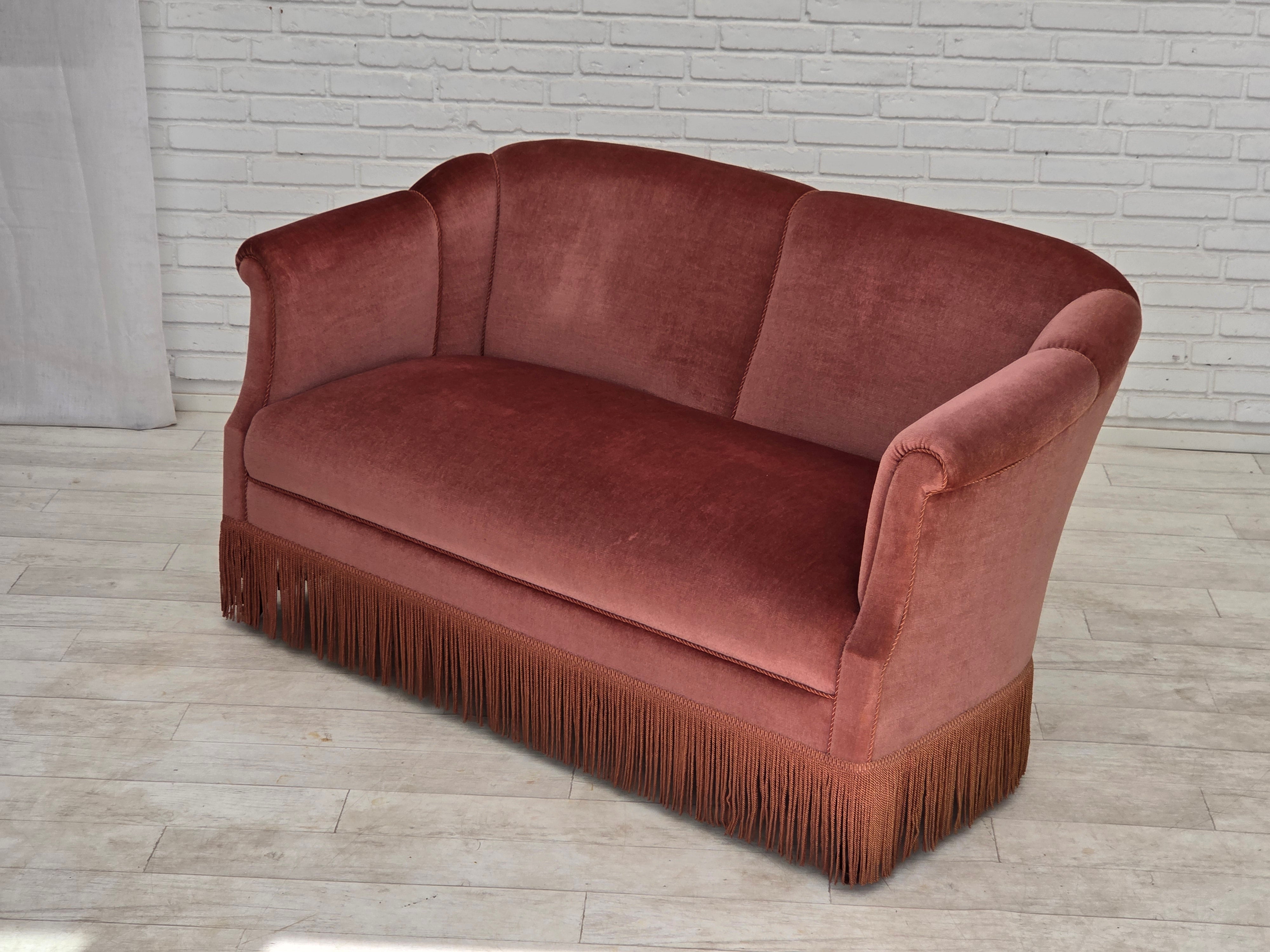 Danish_Two-Seater_Sofa_in_Original_Pink_Velour_and_Beech,_Denmark,_1960s