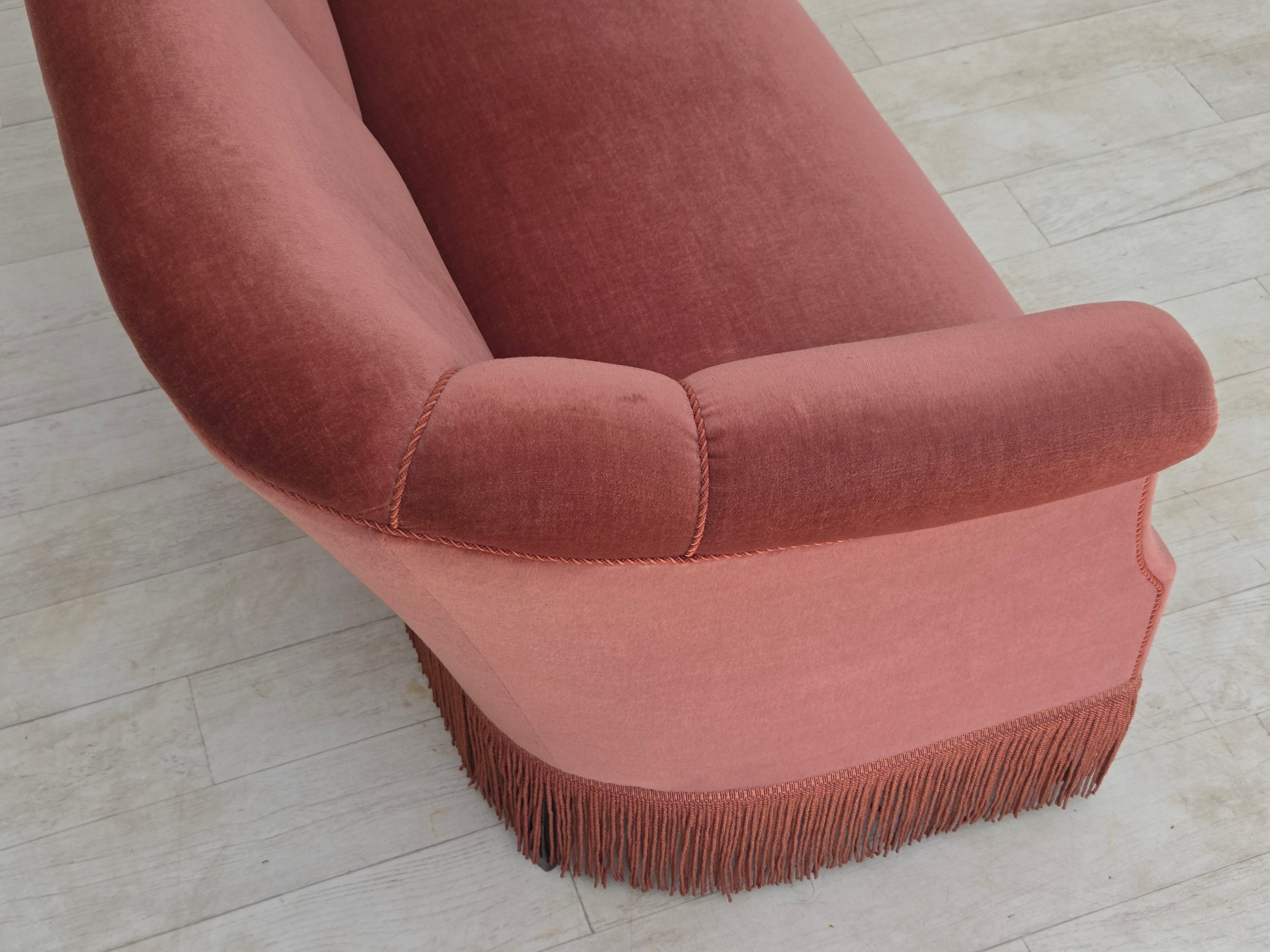 Danish_Two-Seater_Sofa_in_Original_Pink_Velour_and_Beech,_Denmark,_1960s