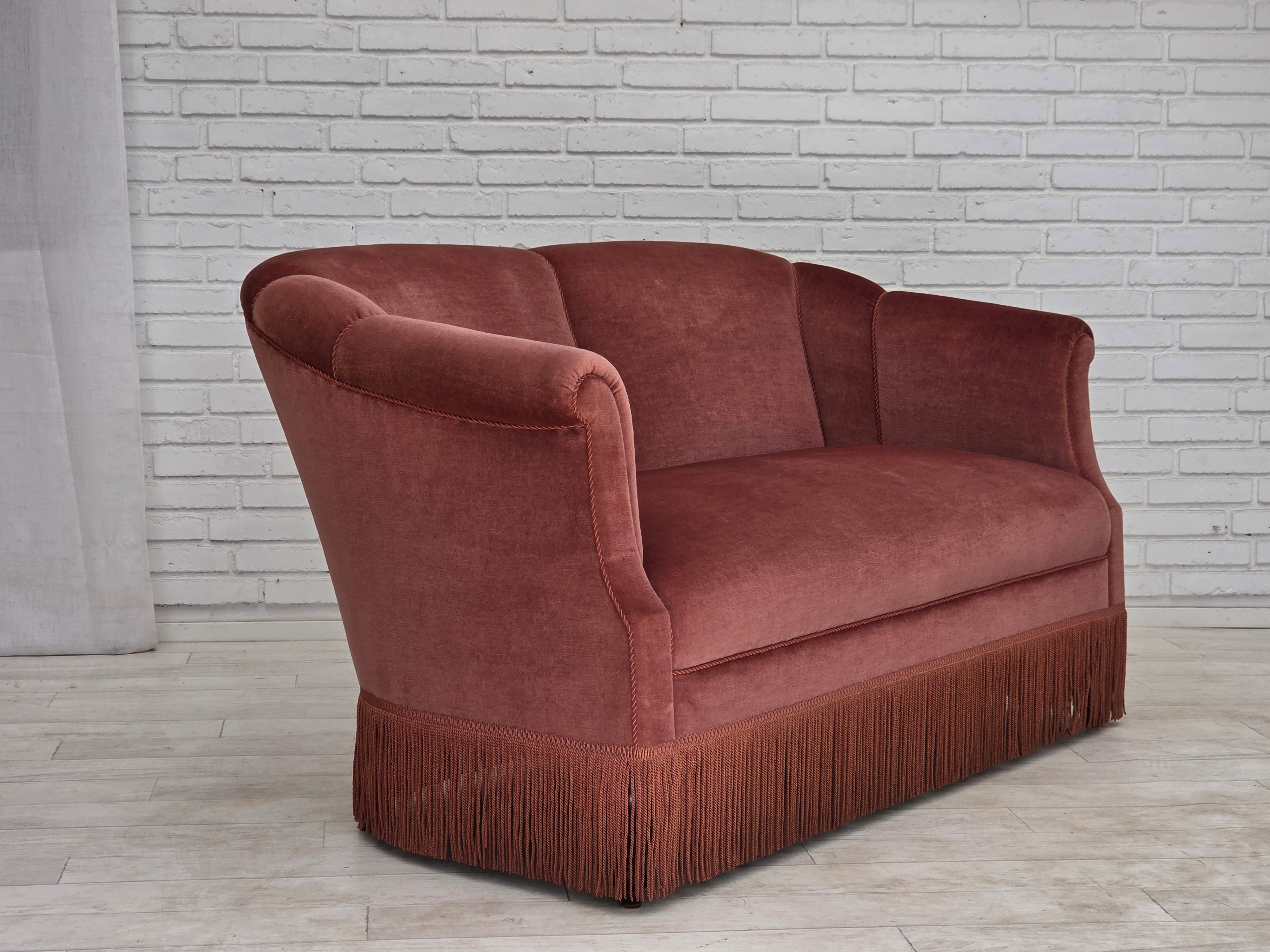 Danish_Two-Seater_Sofa_in_Original_Pink_Velour_and_Beech,_Denmark,_1960s