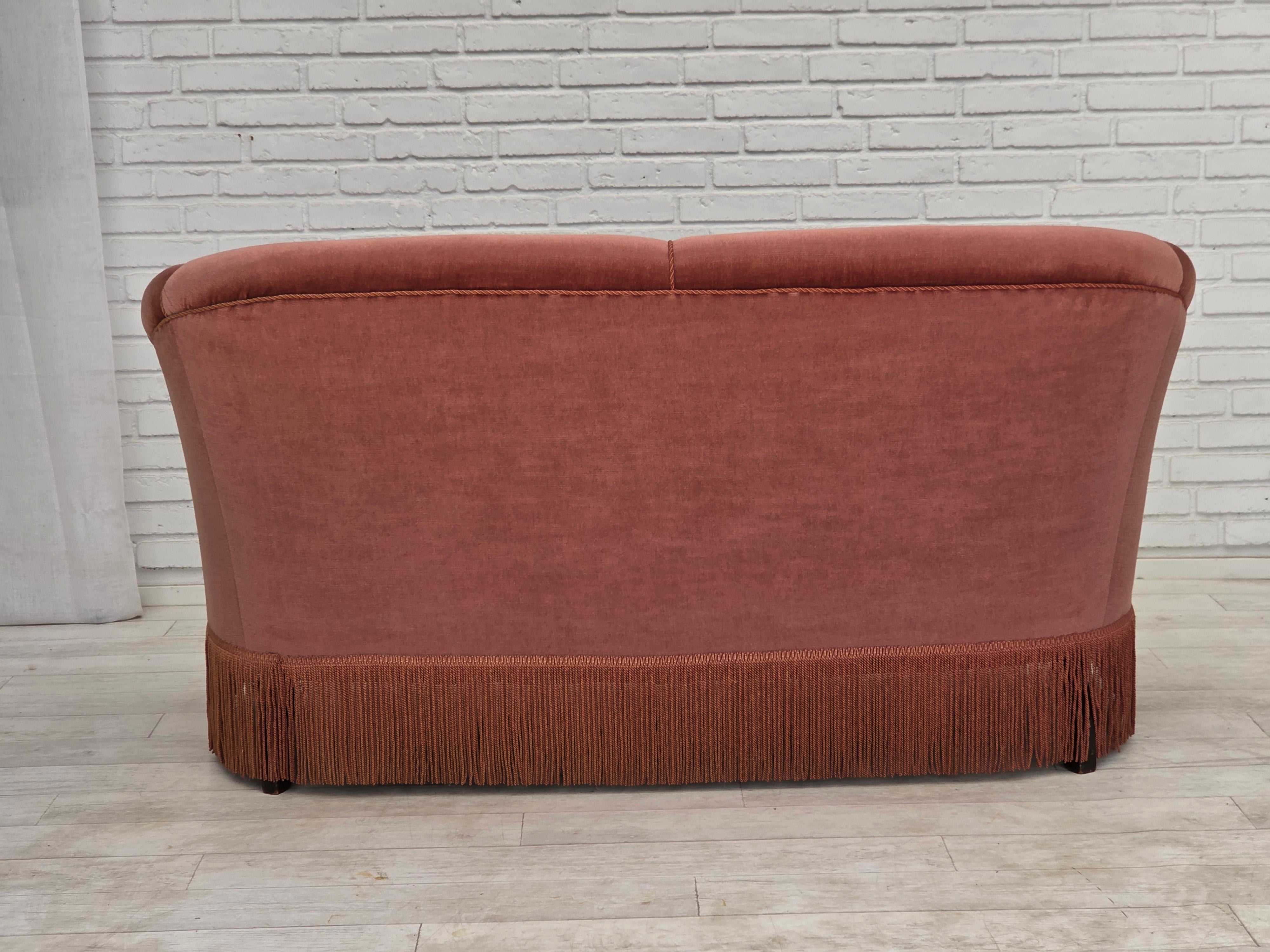 Danish_Two-Seater_Sofa_in_Original_Pink_Velour_and_Beech,_Denmark,_1960s