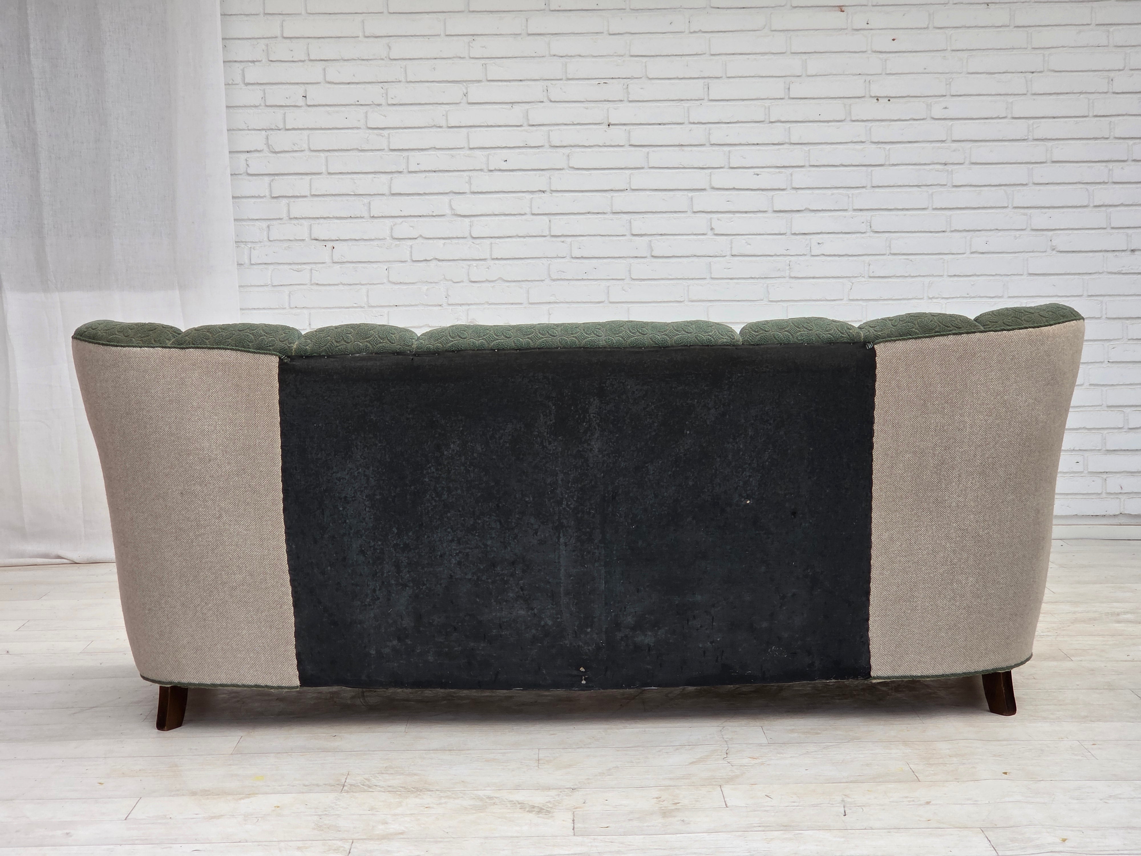 1960s_Danish_3-Seater_Sofa_in_Green_and_Light_Grey_Wool_with_Oak_Frame