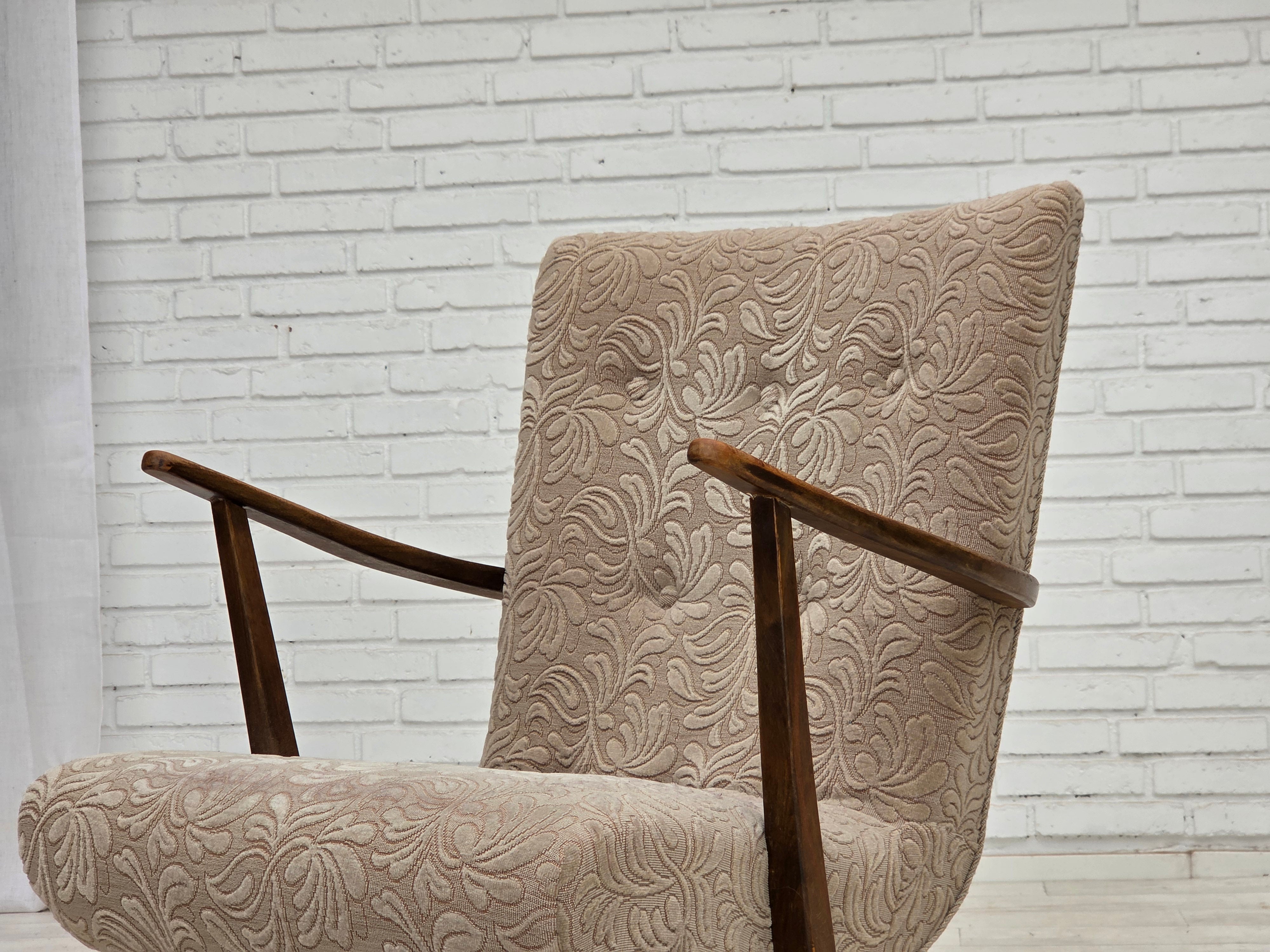 Danish_Beige_Wool_Lounge_Chair_with_Beech_Legs,_1960s