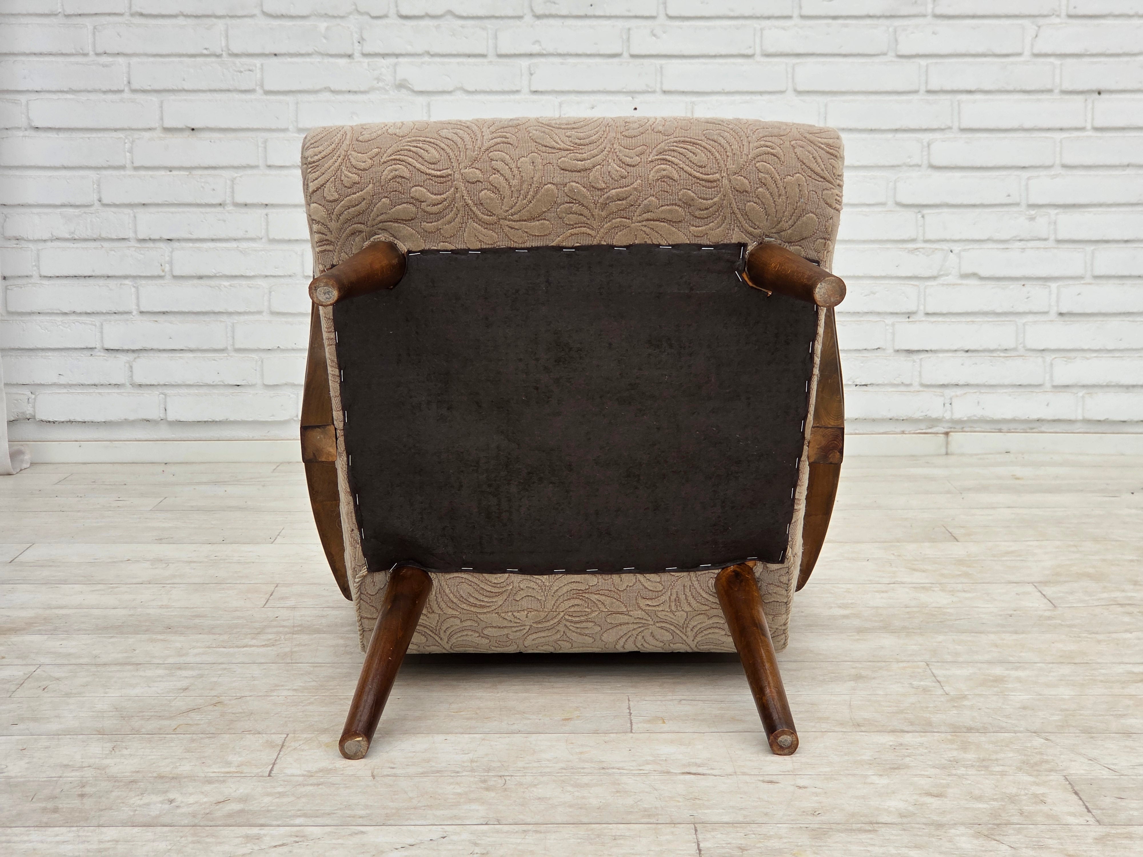 Danish_Beige_Wool_Lounge_Chair_with_Beech_Legs,_1960s