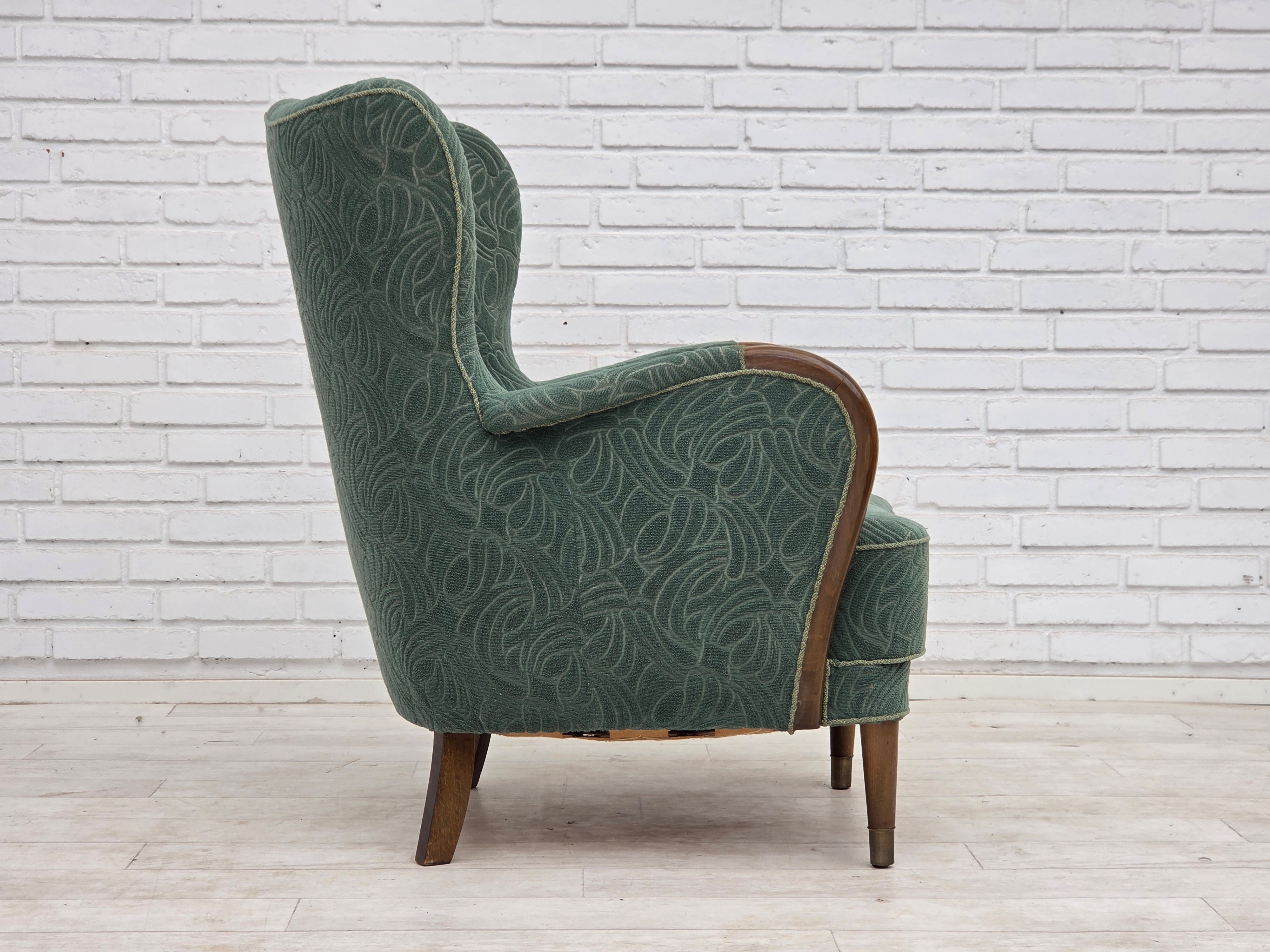 Danish_Armchair_by_Slagelse_Møbelværk_in_Green_Velour_and_Beech,_Denmark,_1960s