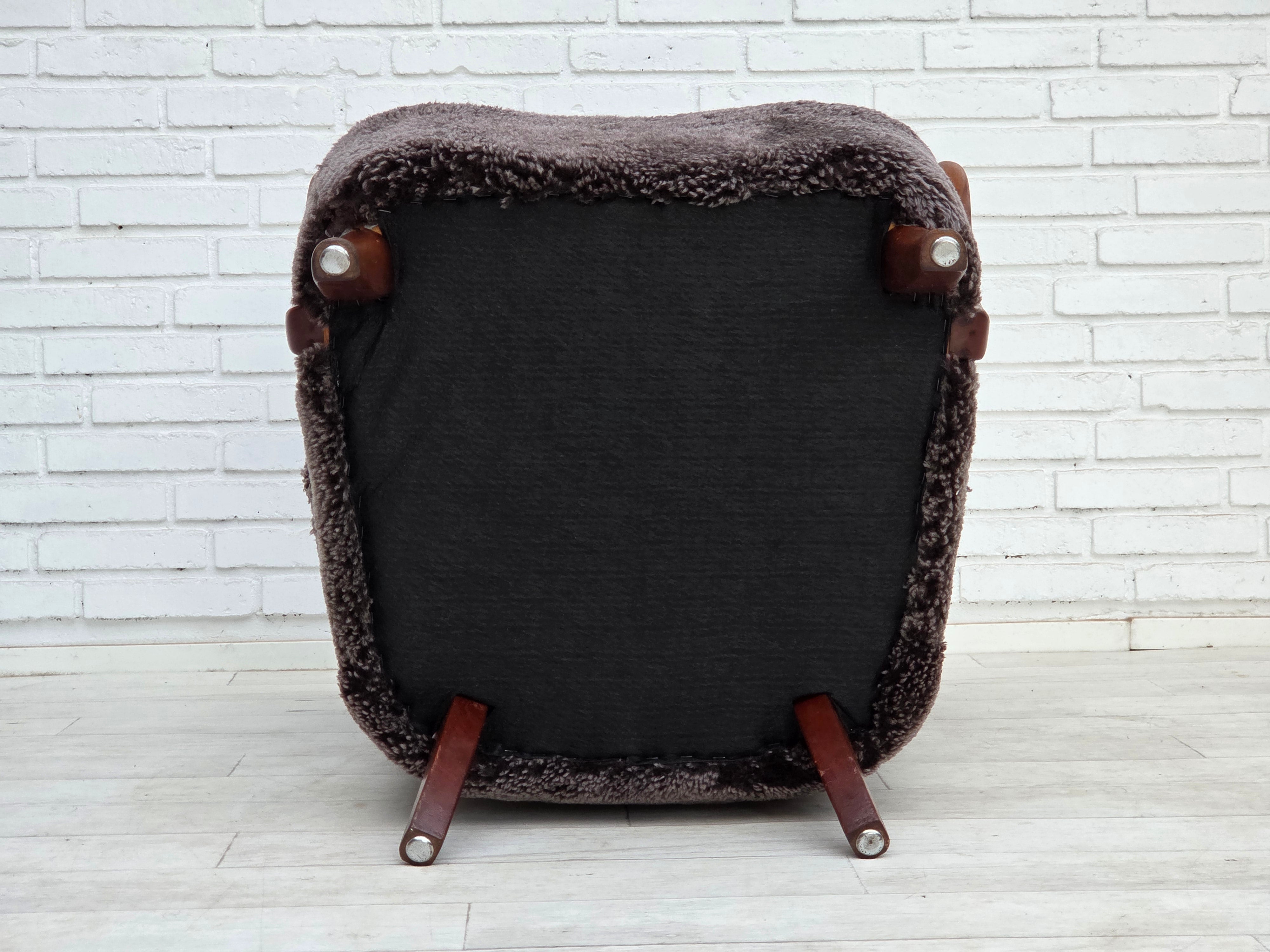 Danish_Mid-Century_Modern_Armchair_in_Genuine_Sheepskin,_Teak_and_Brass,_Denmark,_1960s