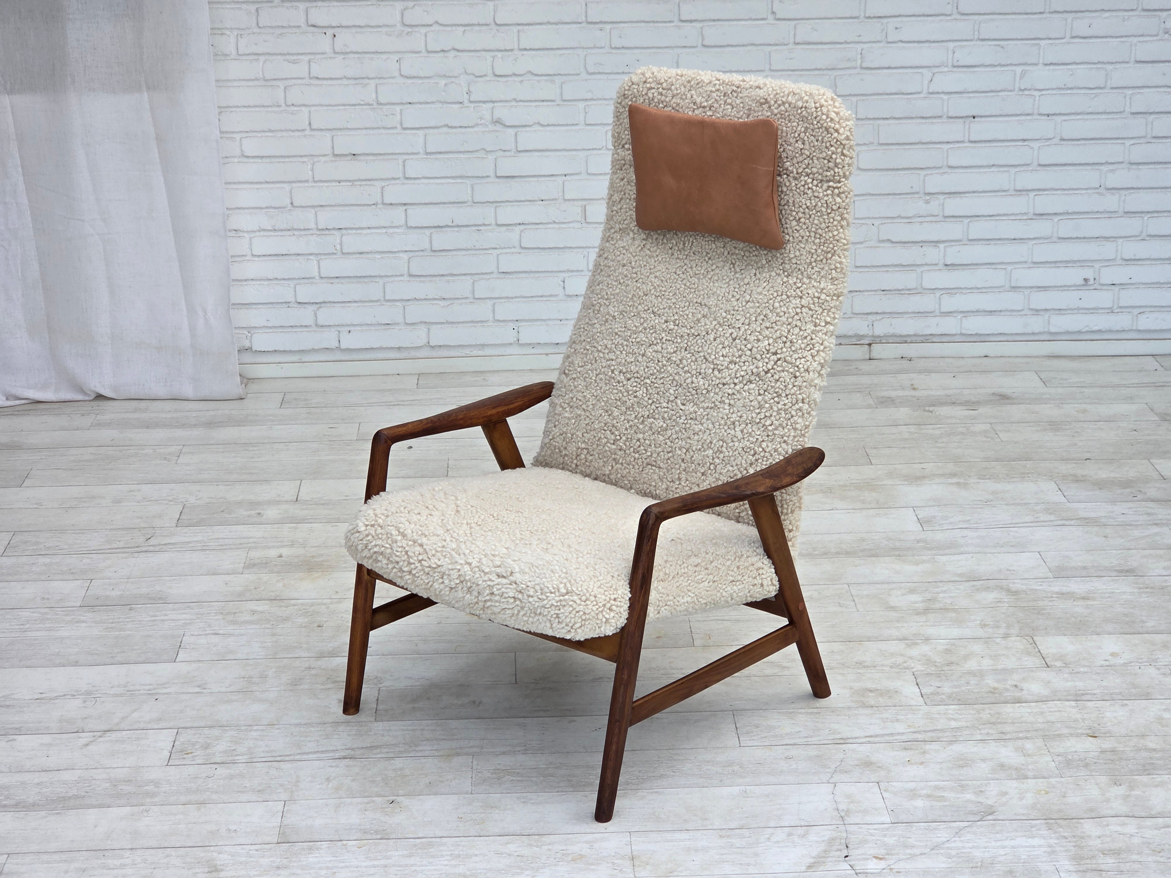 1960s_High-Back_Sheepskin_Lounge_Chair_by_Alf_Svensson_for_Fritz_Hansen,_Denmark