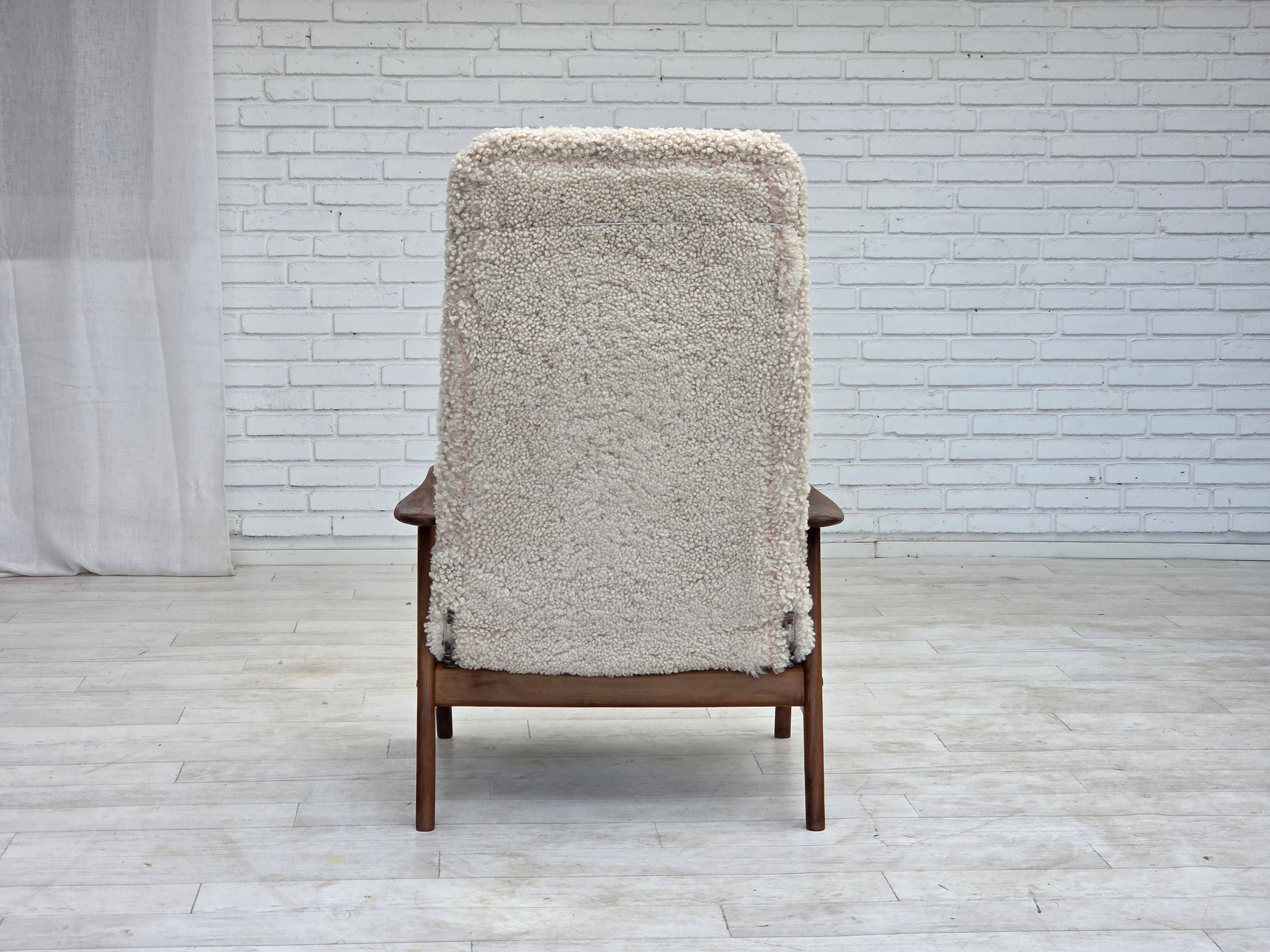 1960s_High-Back_Sheepskin_Lounge_Chair_by_Alf_Svensson_for_Fritz_Hansen,_Denmark