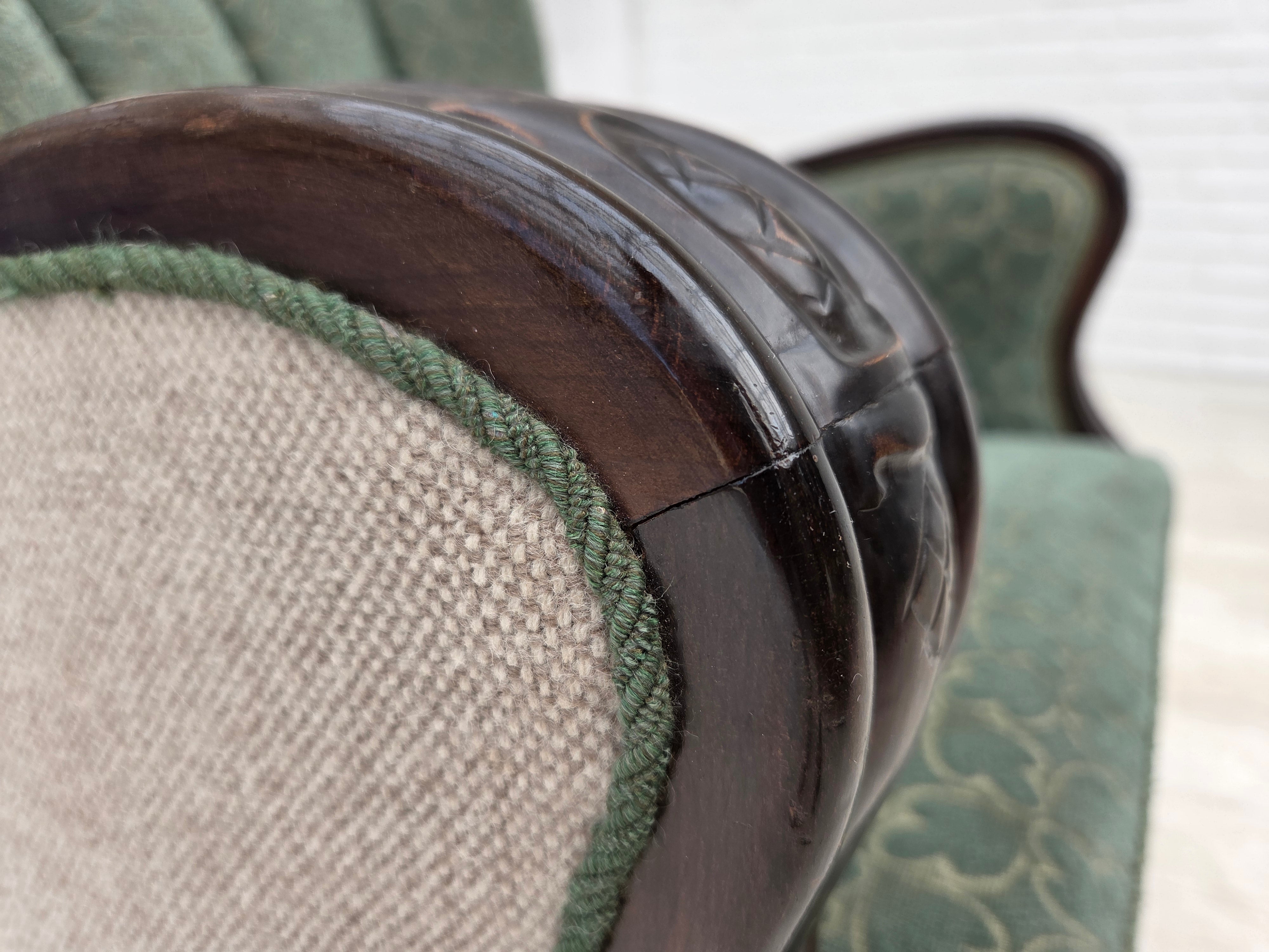1960s_Danish_Relax_Chair_in_Green_and_Light_Grey_Wool_with_Dark_Oak_Frame