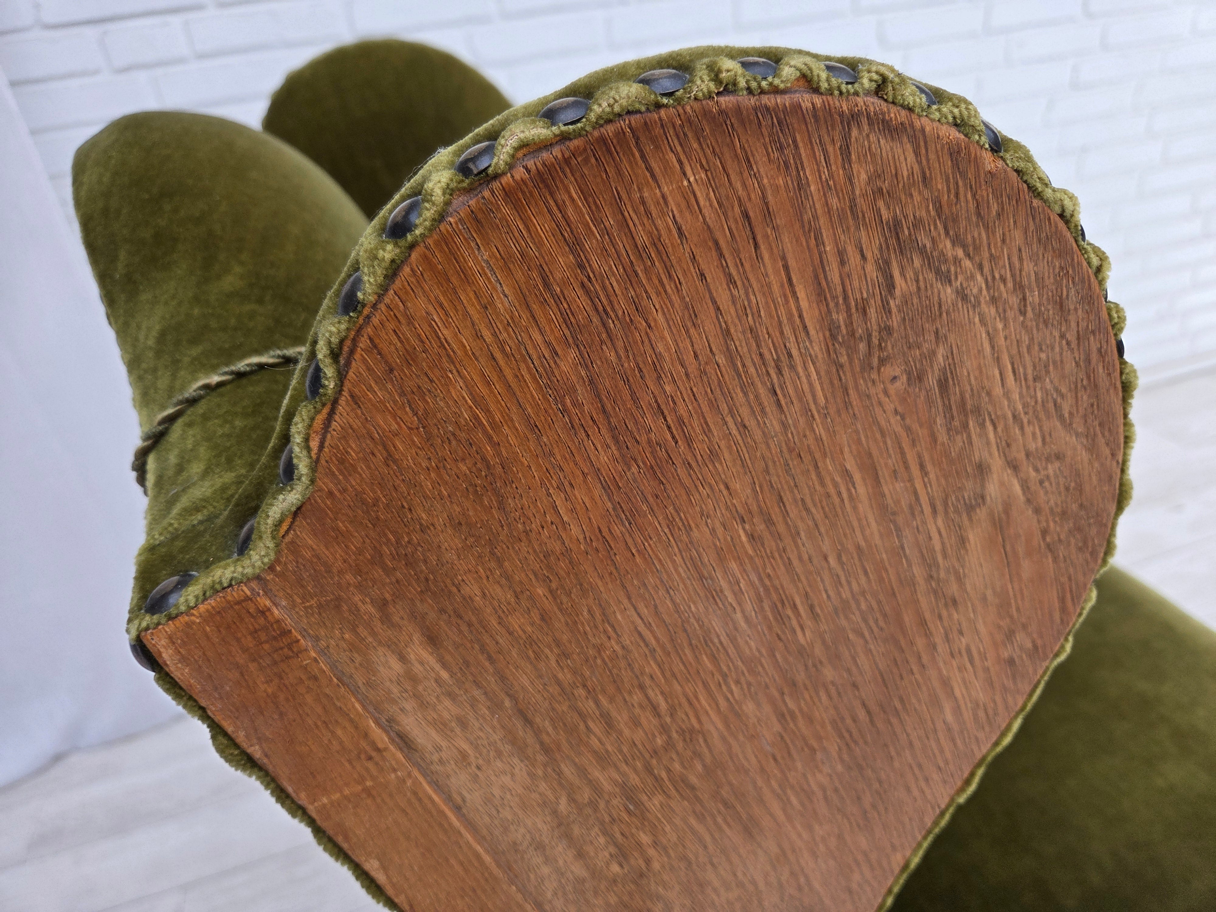 Danish_Highback_Wingback_Armchair_in_Green_Velour_and_Oak,_Denmark,_1960s