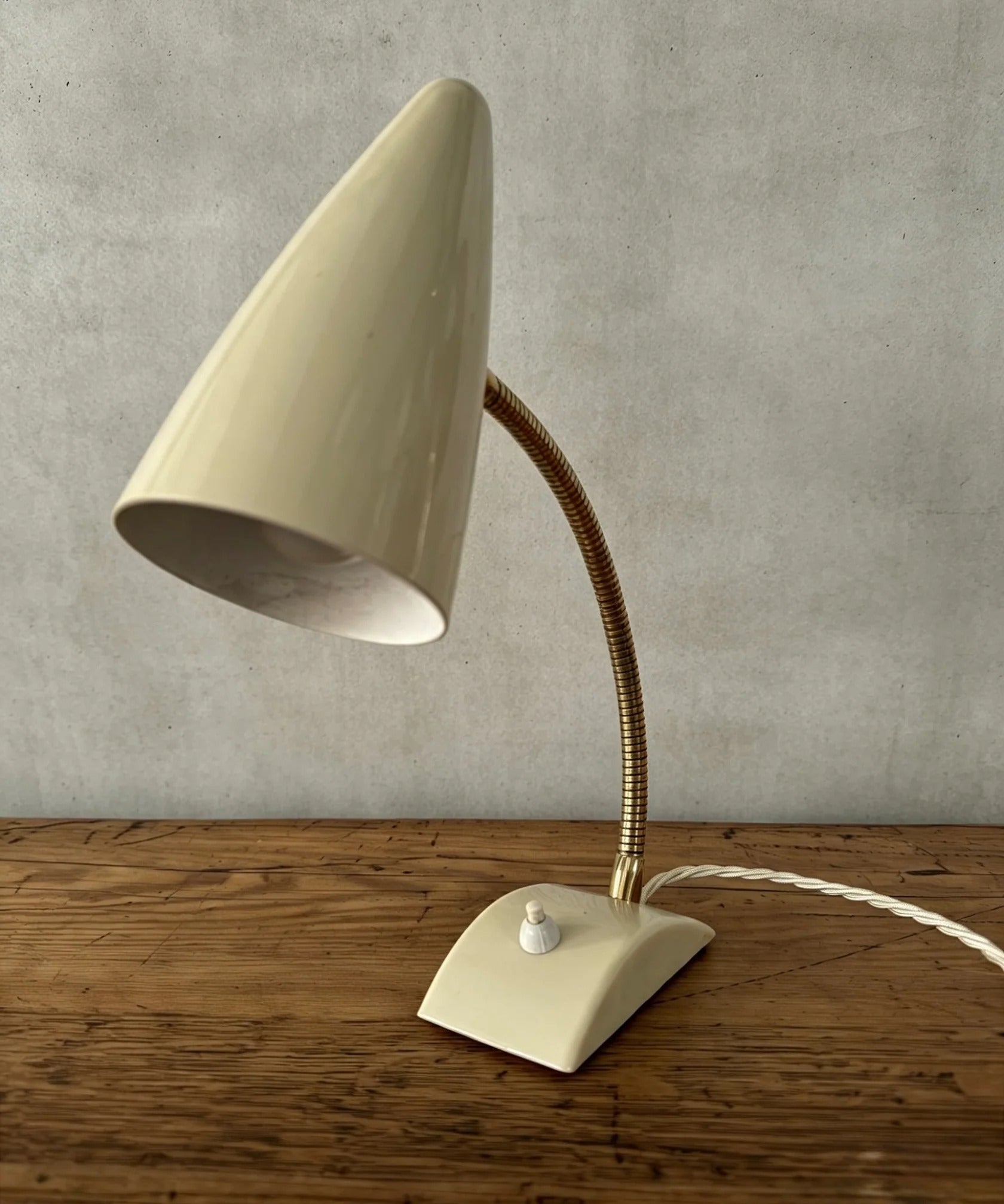 German_Gooseneck_Table_Lamp_in_Bakelite_and_Brass,_Germany,_1960s