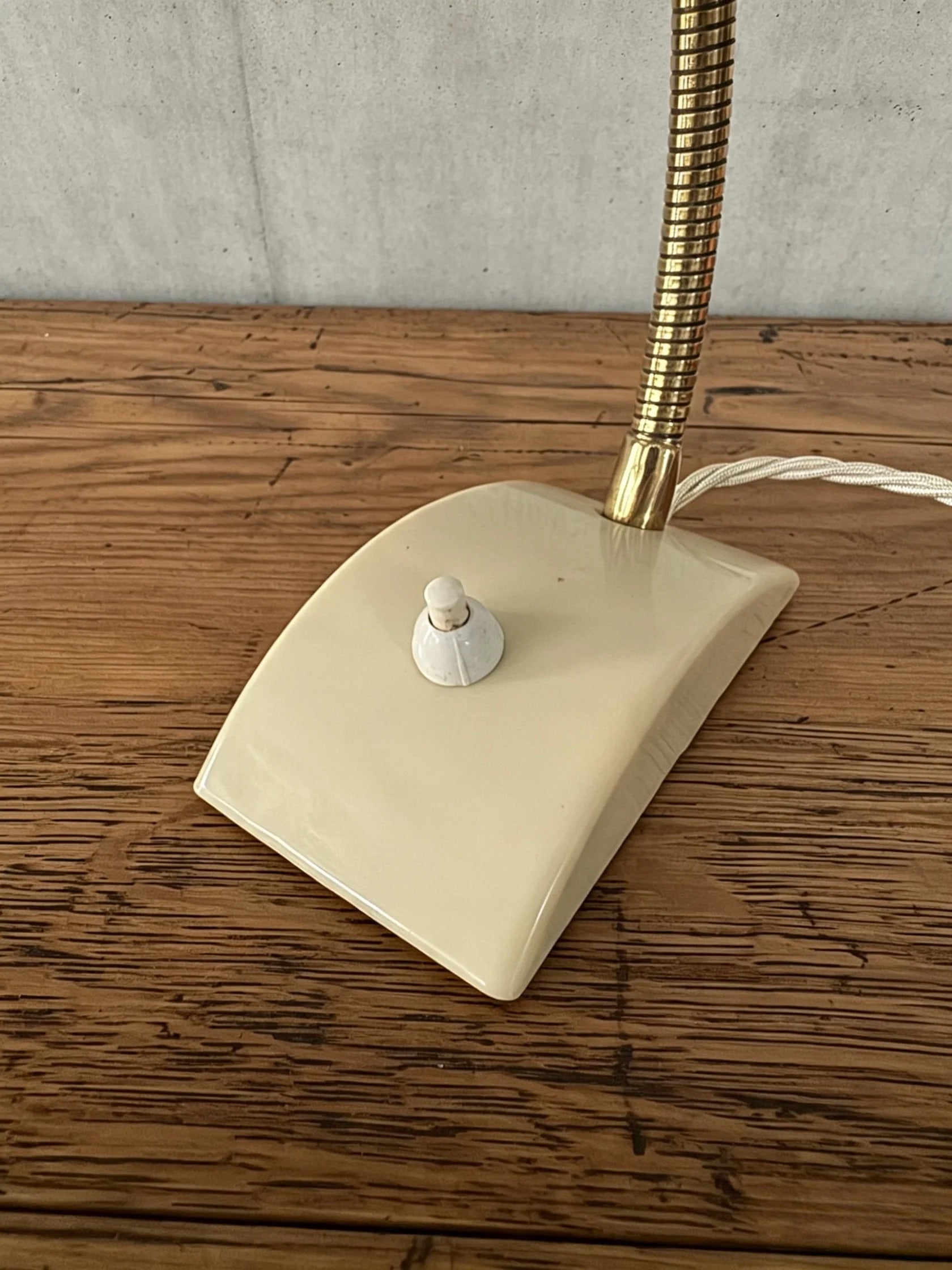 German_Gooseneck_Table_Lamp_in_Bakelite_and_Brass,_Germany,_1960s