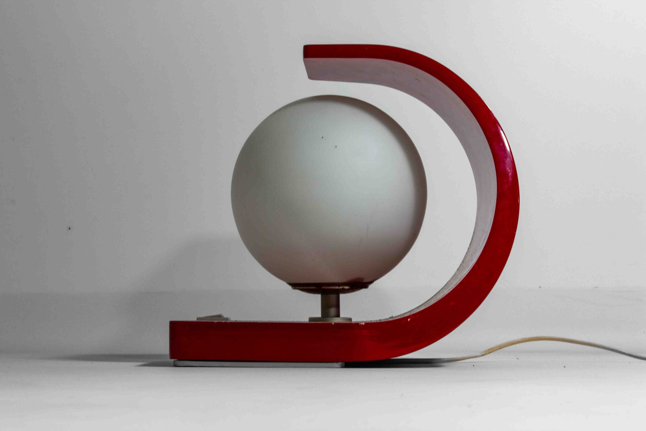 1960s_Space_Age_Orb_Lamp,_Red_&_White_Futuristic_Lighting