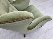 Scandinavian_Green_Velour_Lounge_Chair,_Oak,_Denmark_or_Sweden,_1960s