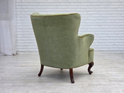 Scandinavian_Green_Velour_Lounge_Chair,_Oak,_Denmark_or_Sweden,_1960s