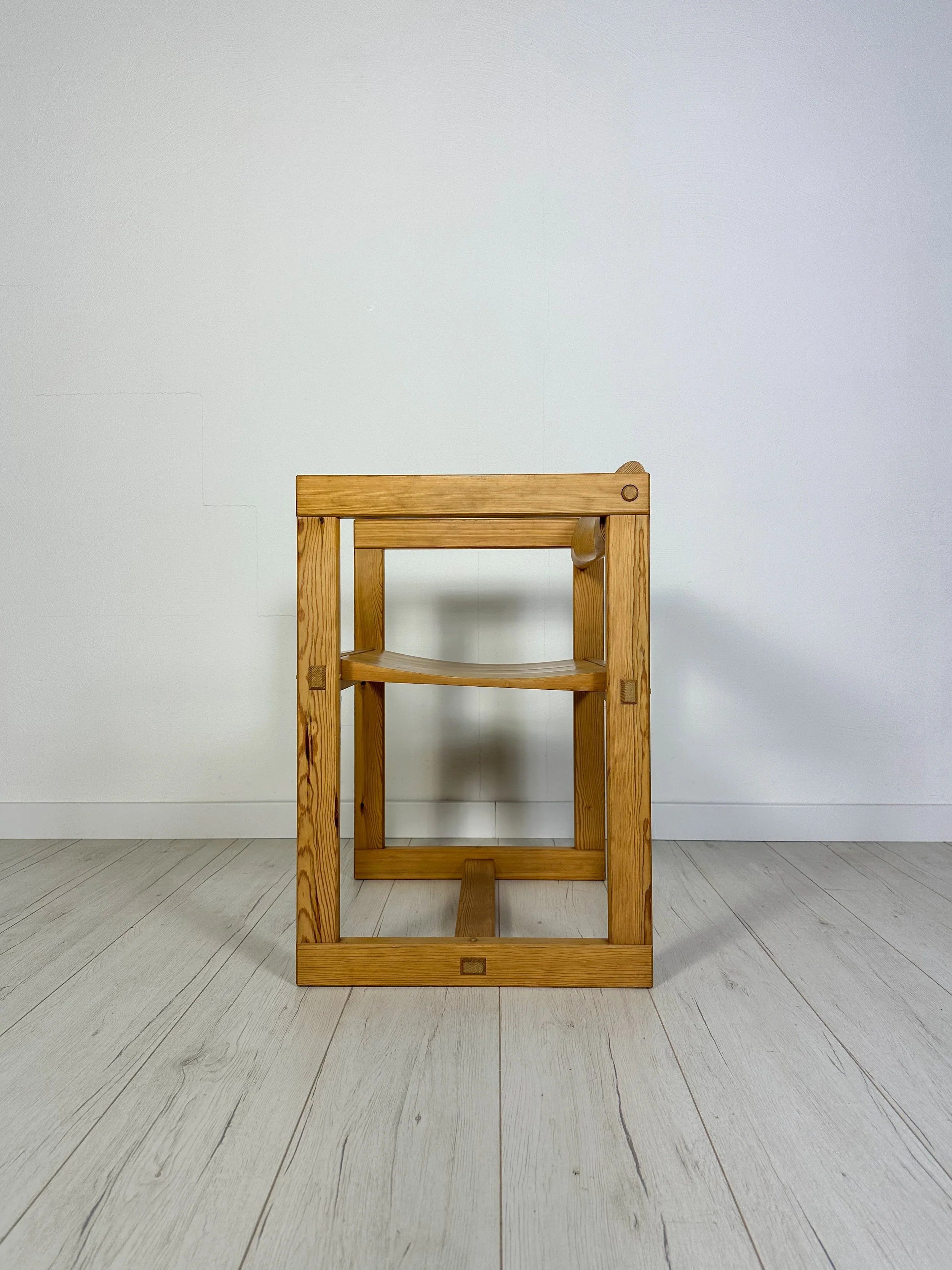 Set_of_4_Model_313_Pine_Dining_Chairs_by_Edvin_Helseth_for_Stange_Bruk,_Trybo_Collection,_Norway,_1960s