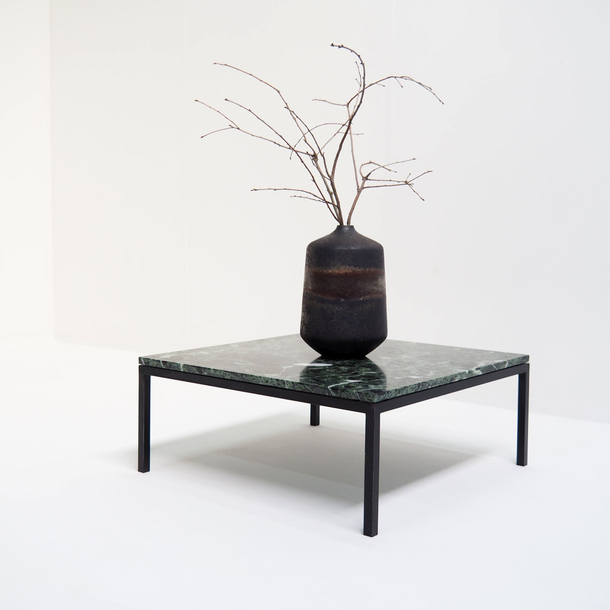 Mid-Century_Modern_Coffee_Table_in_Verdi_Alpi_Green_Marble_and_Black_Metal,_Italy,_1960s